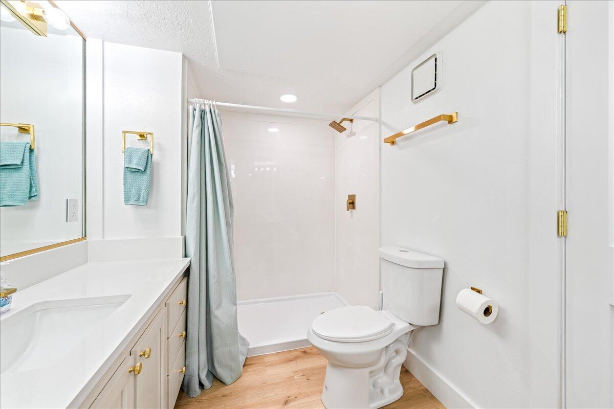 LAS PALMAS RESORT CONDOS - Residential