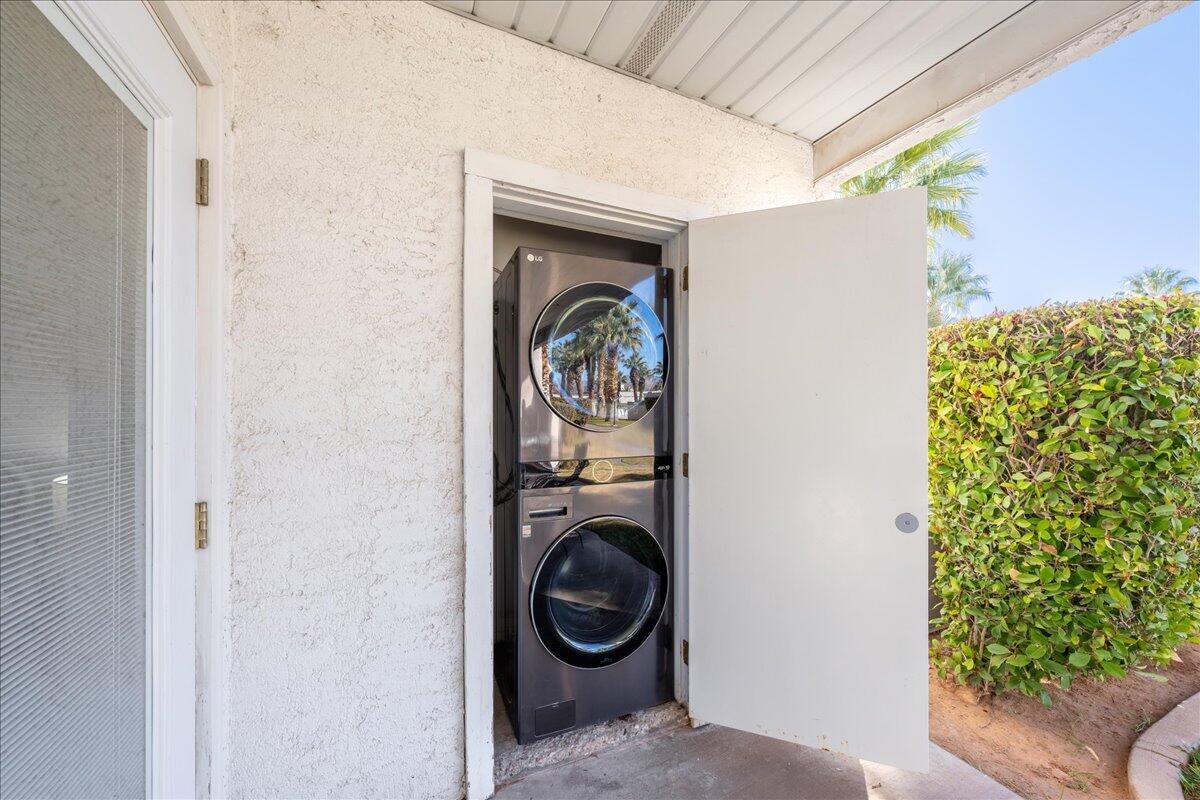 LAS PALMAS RESORT CONDOS - Residential