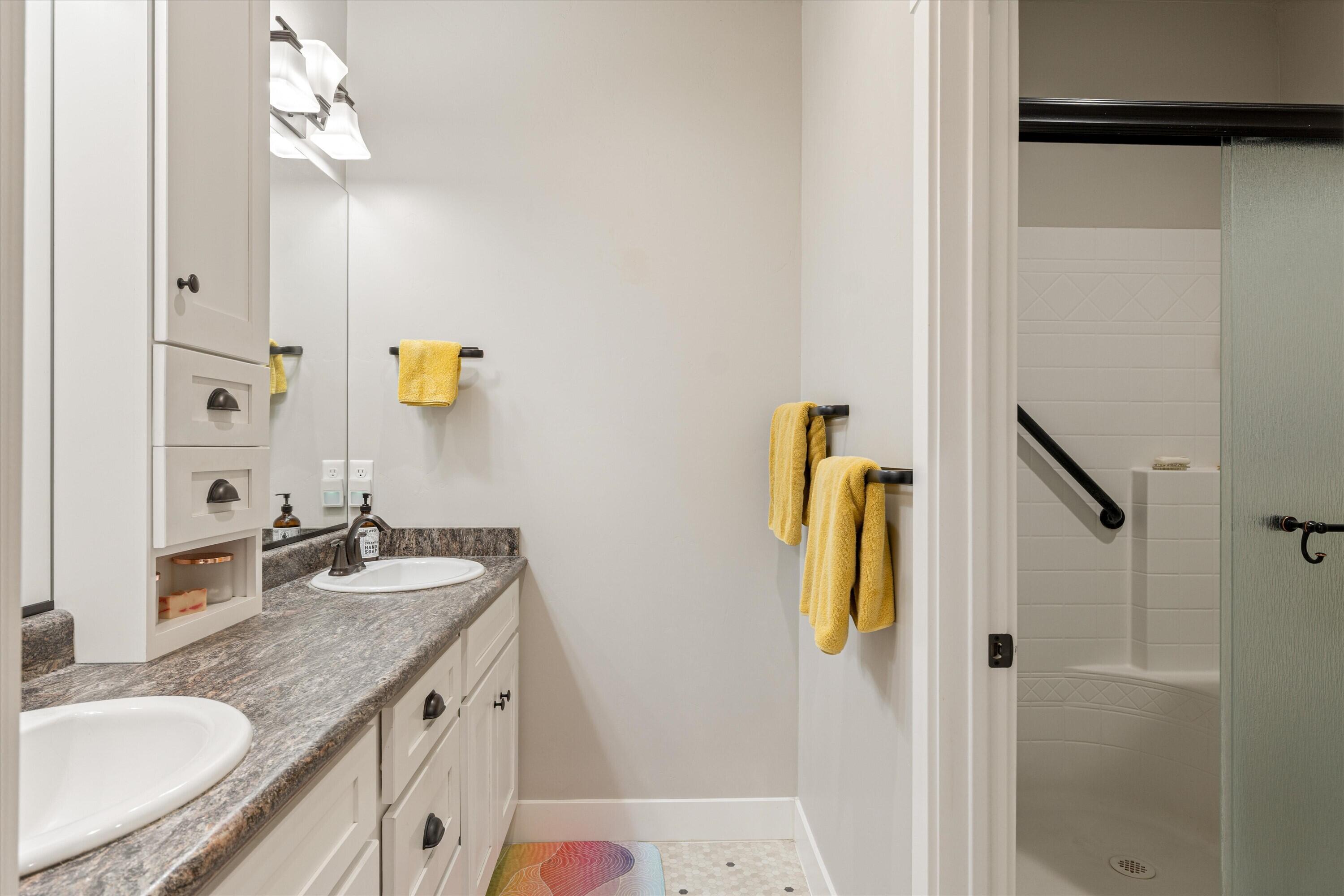 HURRICANE LOCAL - Residential