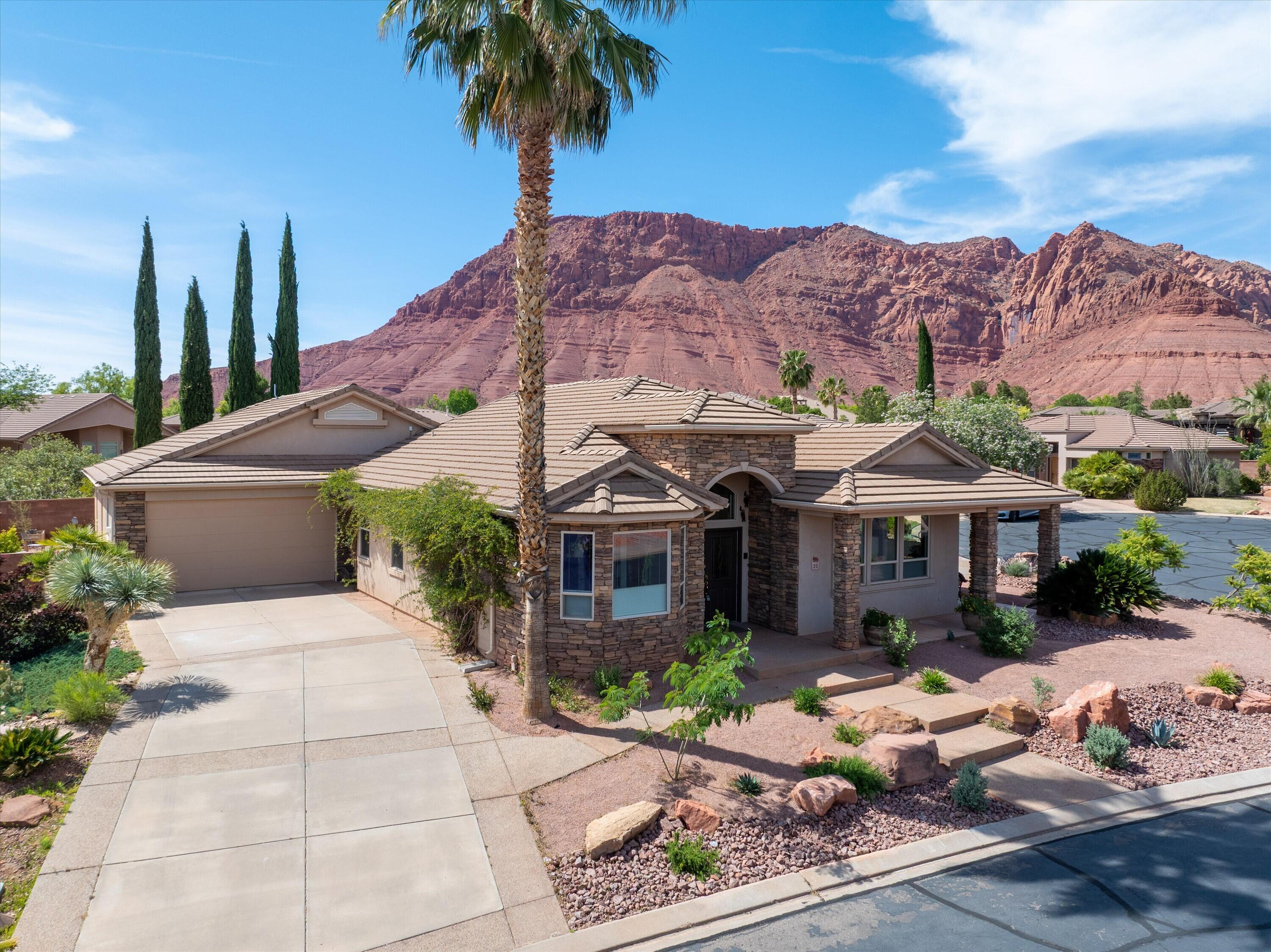 COPPER CANYON - Residential