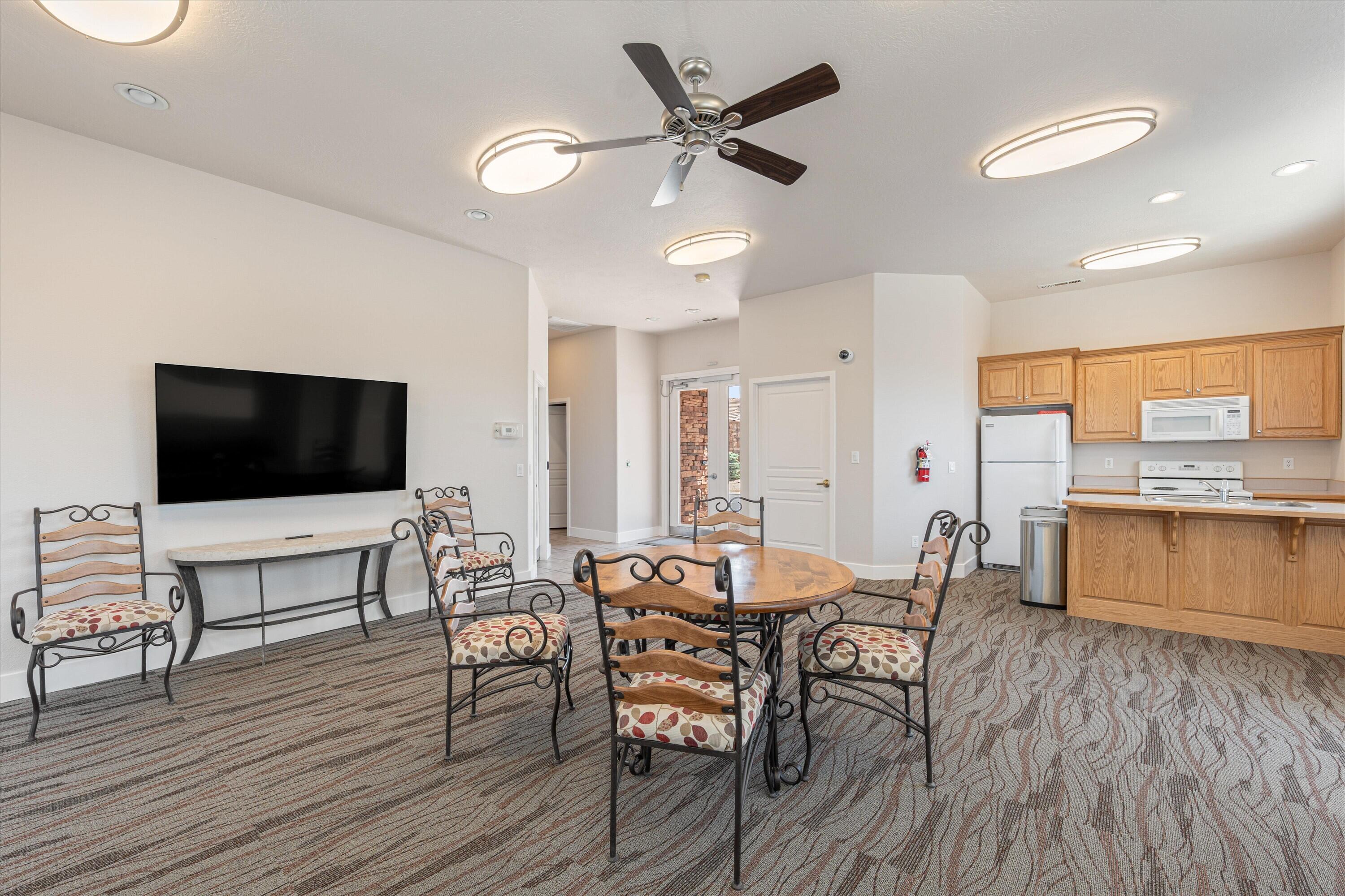 COPPER CANYON - Residential