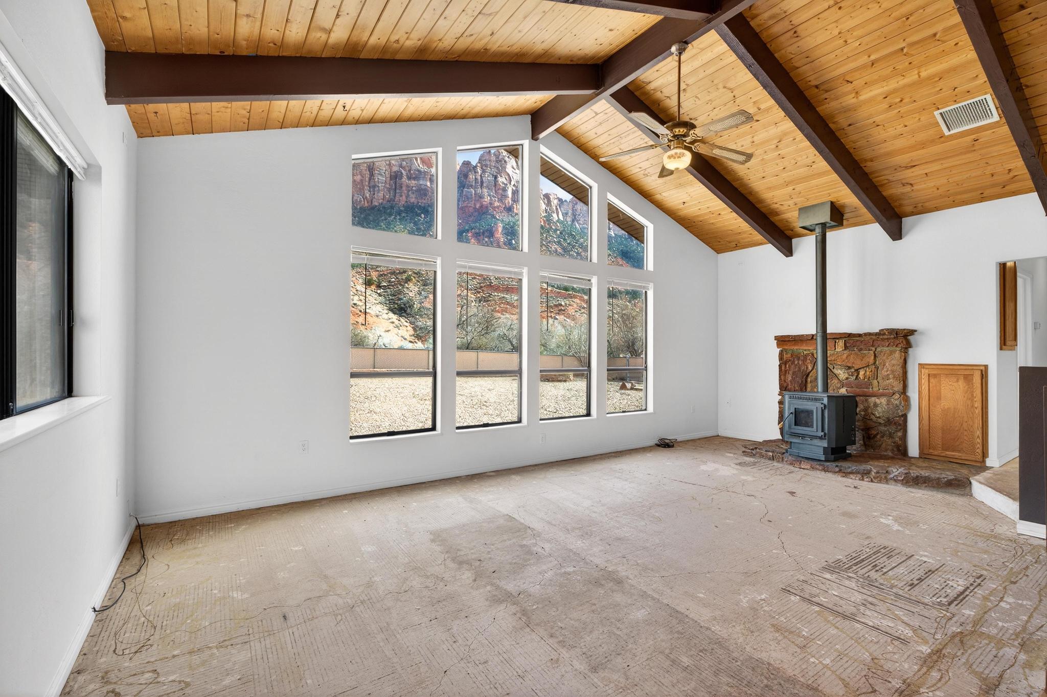 SPRINGDALE TOWNSITE - Residential