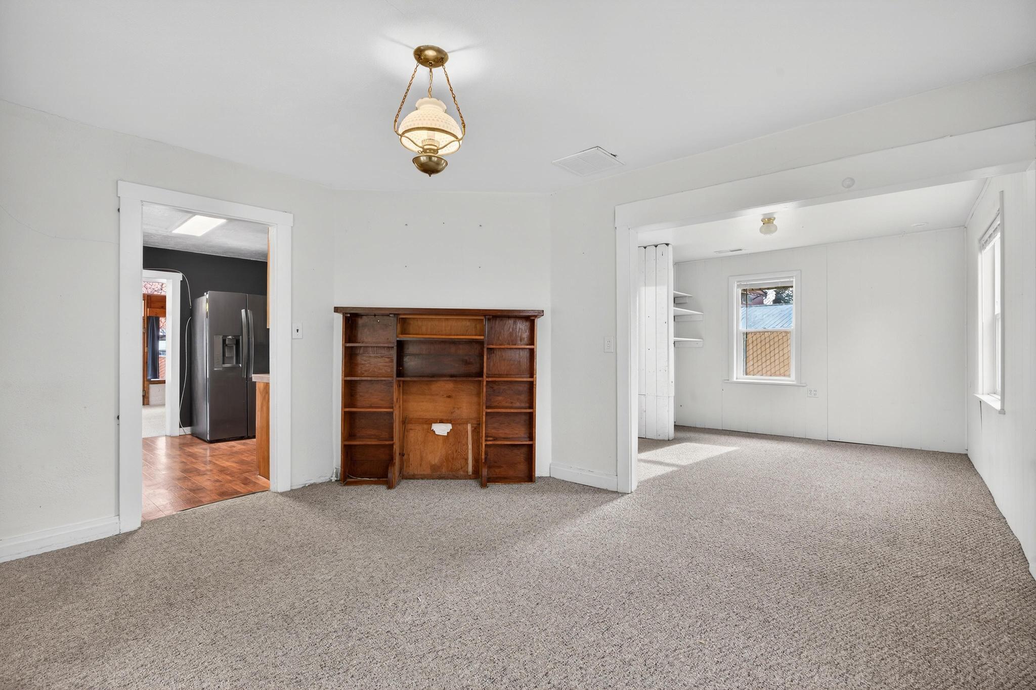 SPRINGDALE TOWNSITE - Residential