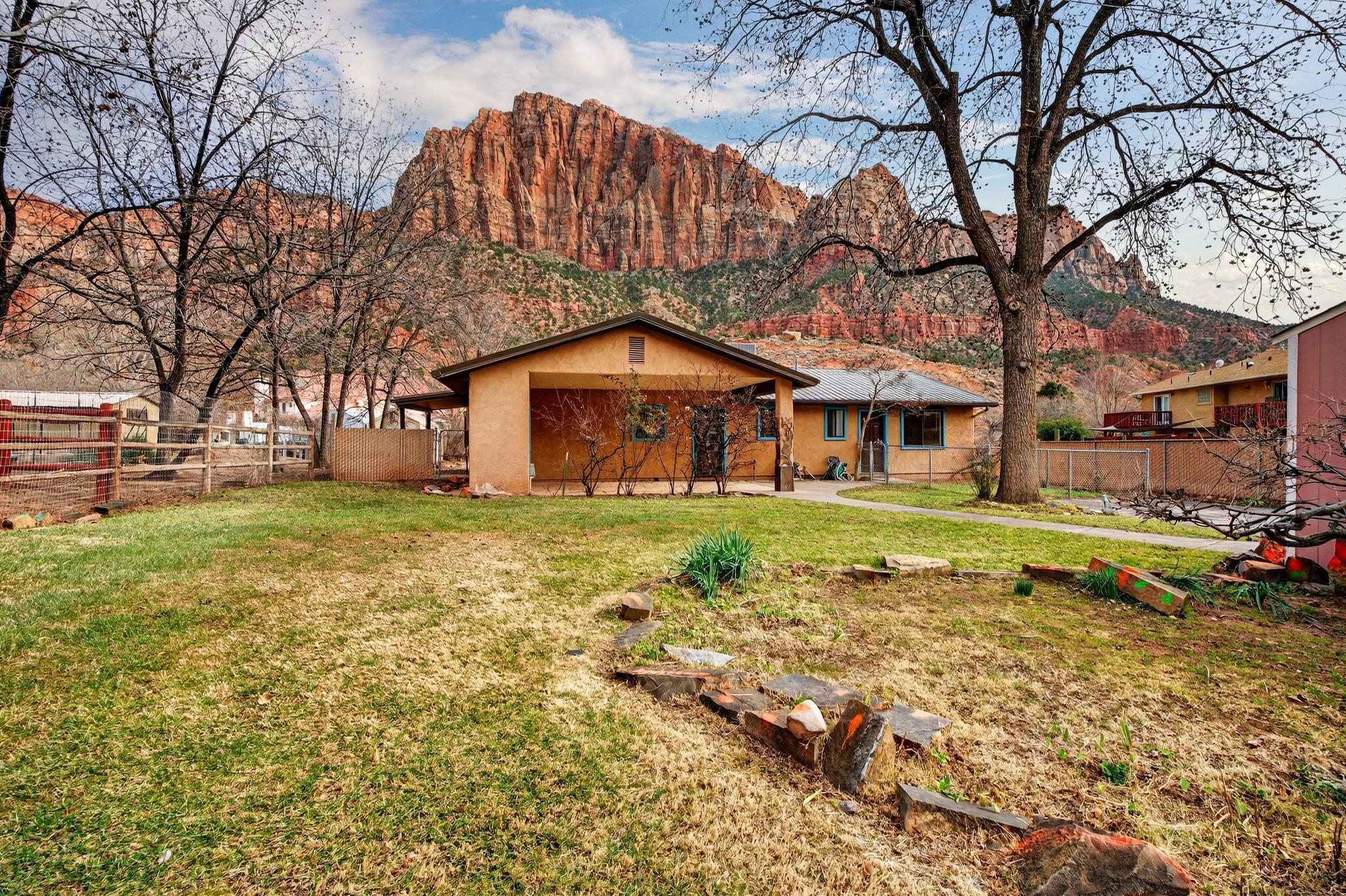 SPRINGDALE TOWNSITE - Residential