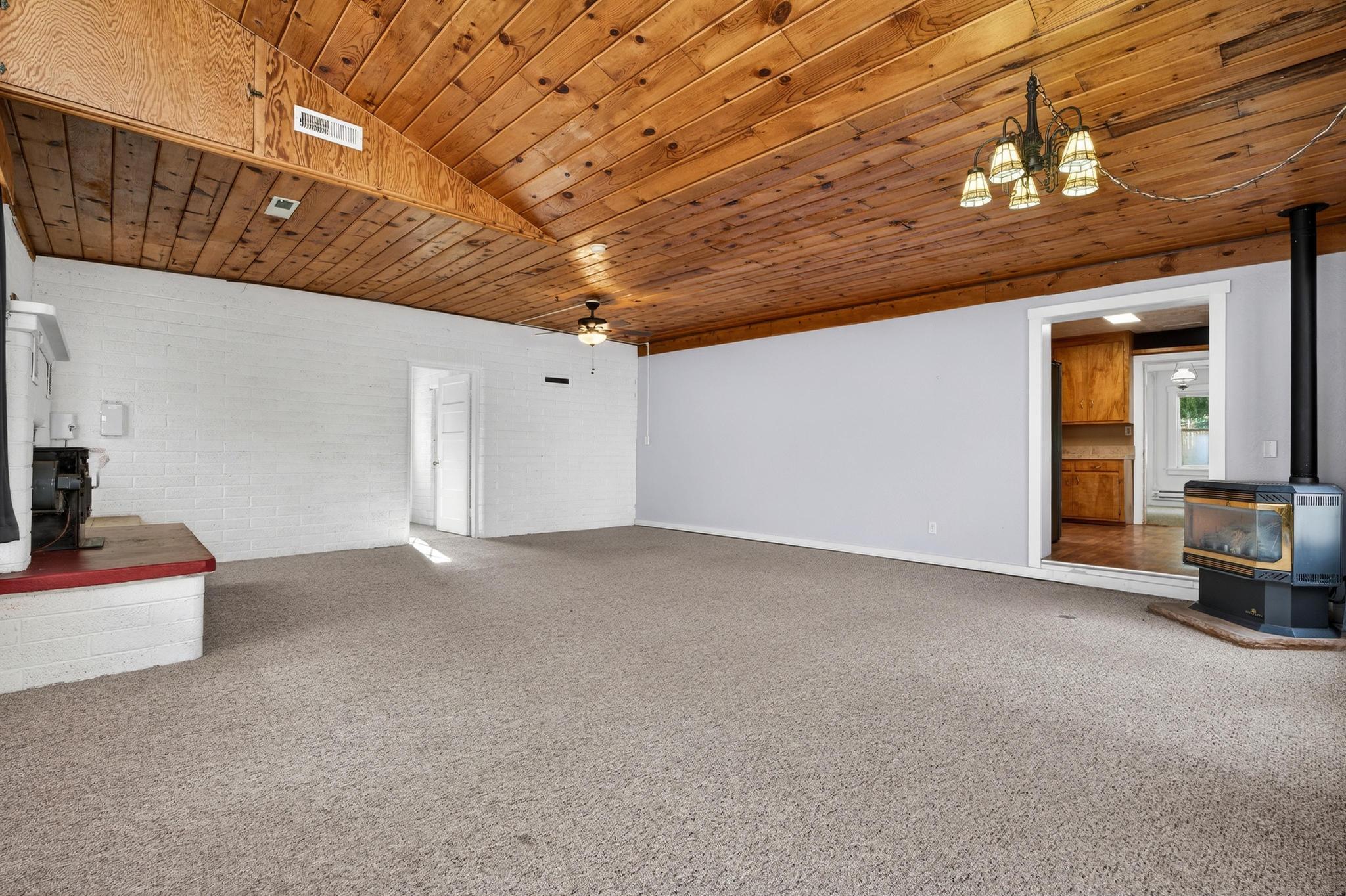 SPRINGDALE TOWNSITE - Residential