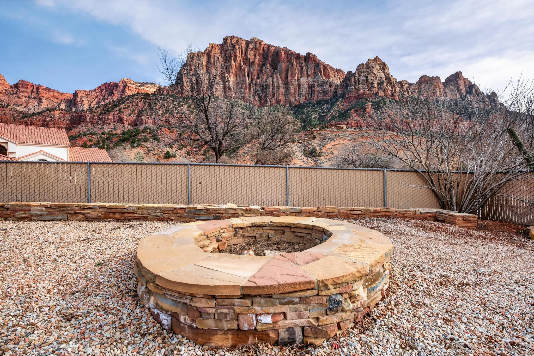 SPRINGDALE TOWNSITE - Residential