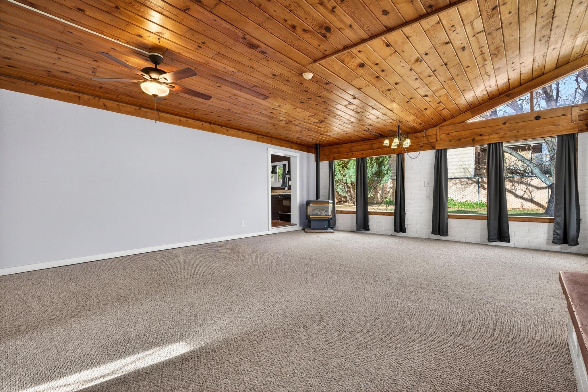 SPRINGDALE TOWNSITE - Residential