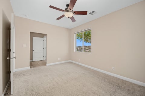Tiny photo for 951 N Daybreak DR, Washington, UT 84780 (MLS # 26-276935)