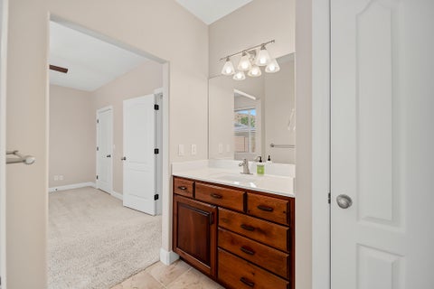 Tiny photo for 951 N Daybreak DR, Washington, UT 84780 (MLS # 26-276935)