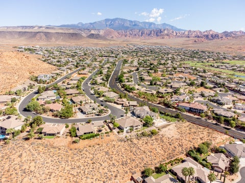 Tiny photo for 951 N Daybreak DR, Washington, UT 84780 (MLS # 26-276935)