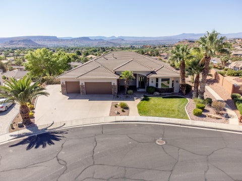 Tiny photo for 951 N Daybreak DR, Washington, UT 84780 (MLS # 26-276935)