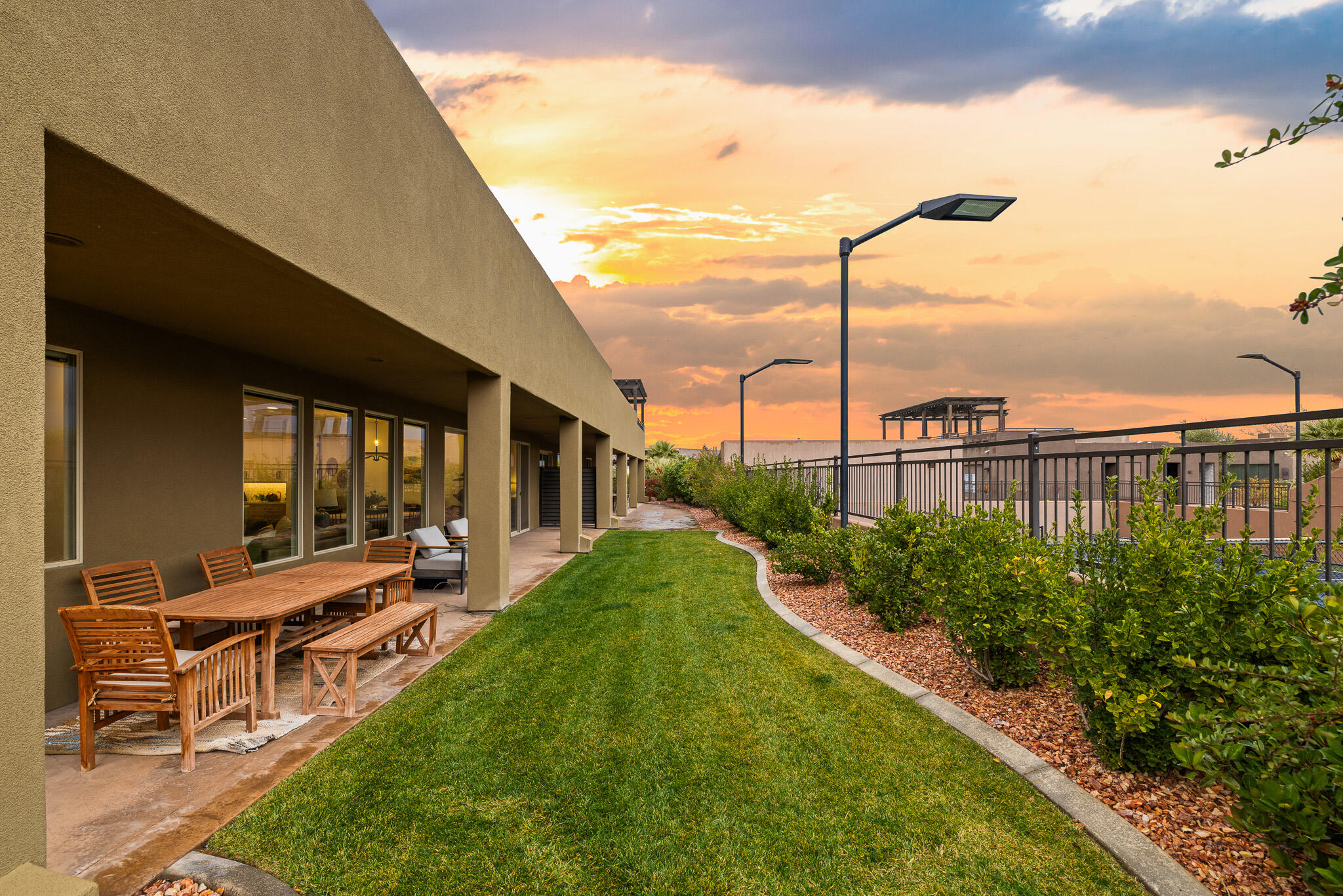 10 DIAGONAL CONDOS - Residential