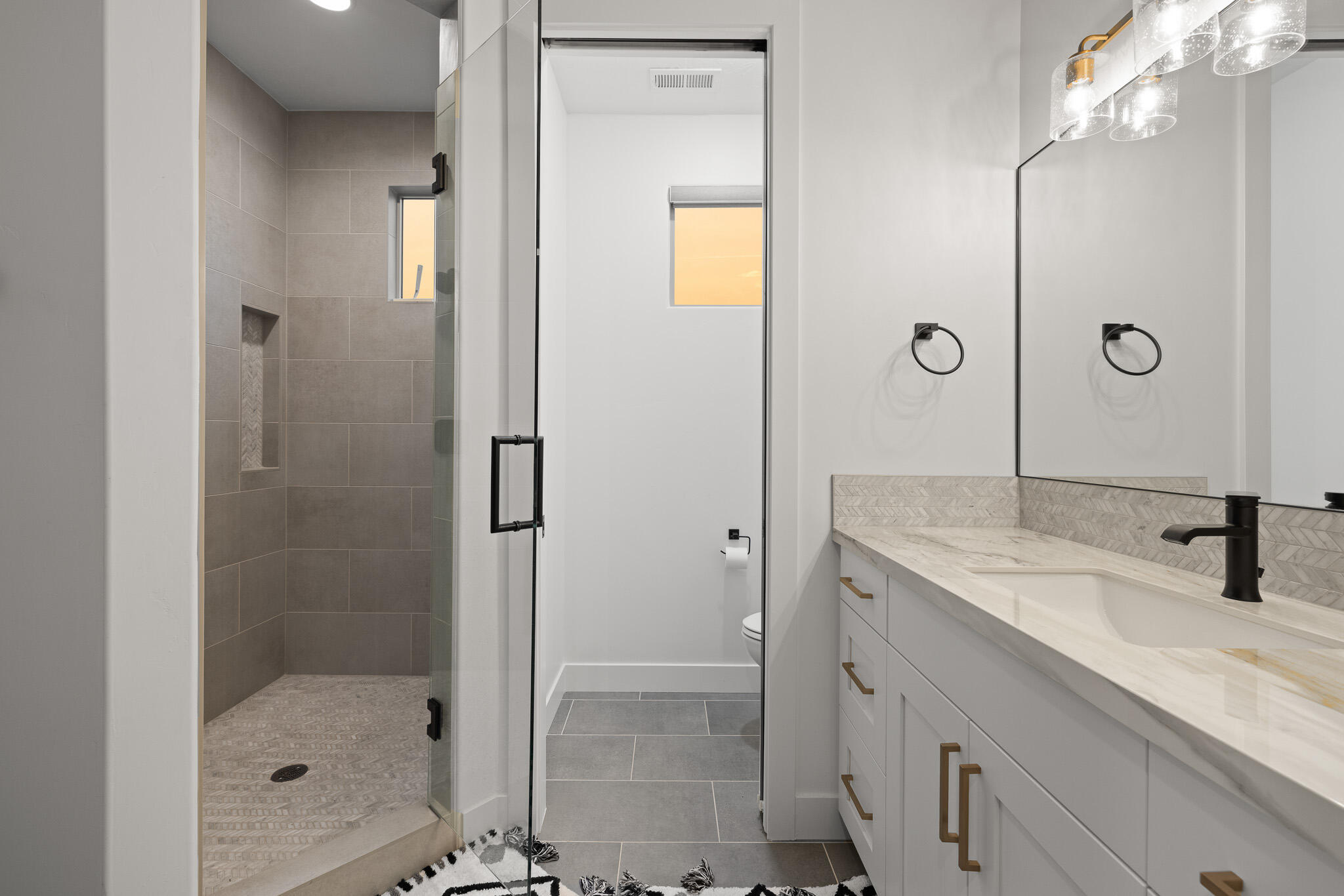 10 DIAGONAL CONDOS - Residential