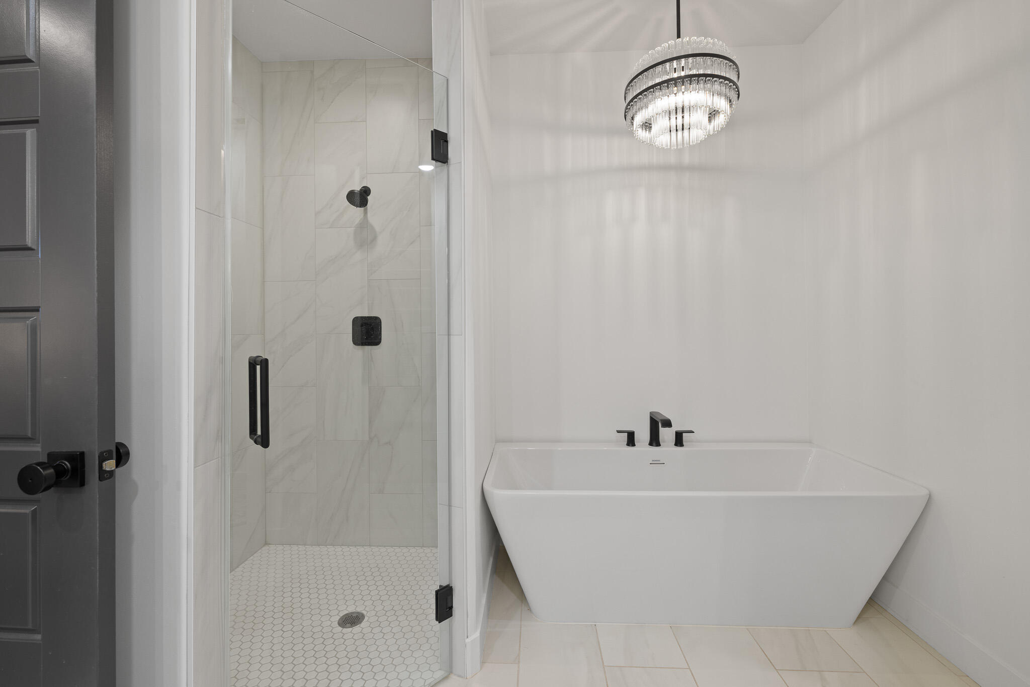 10 DIAGONAL CONDOS - Residential