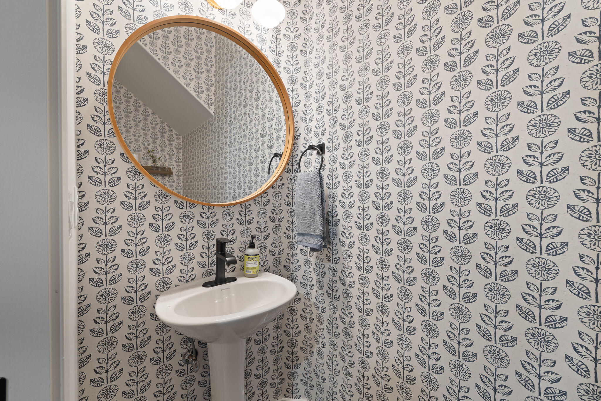 10 DIAGONAL CONDOS - Residential