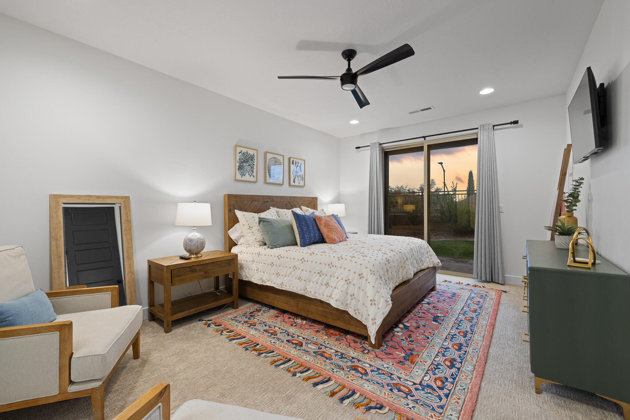 10 DIAGONAL CONDOS - Residential