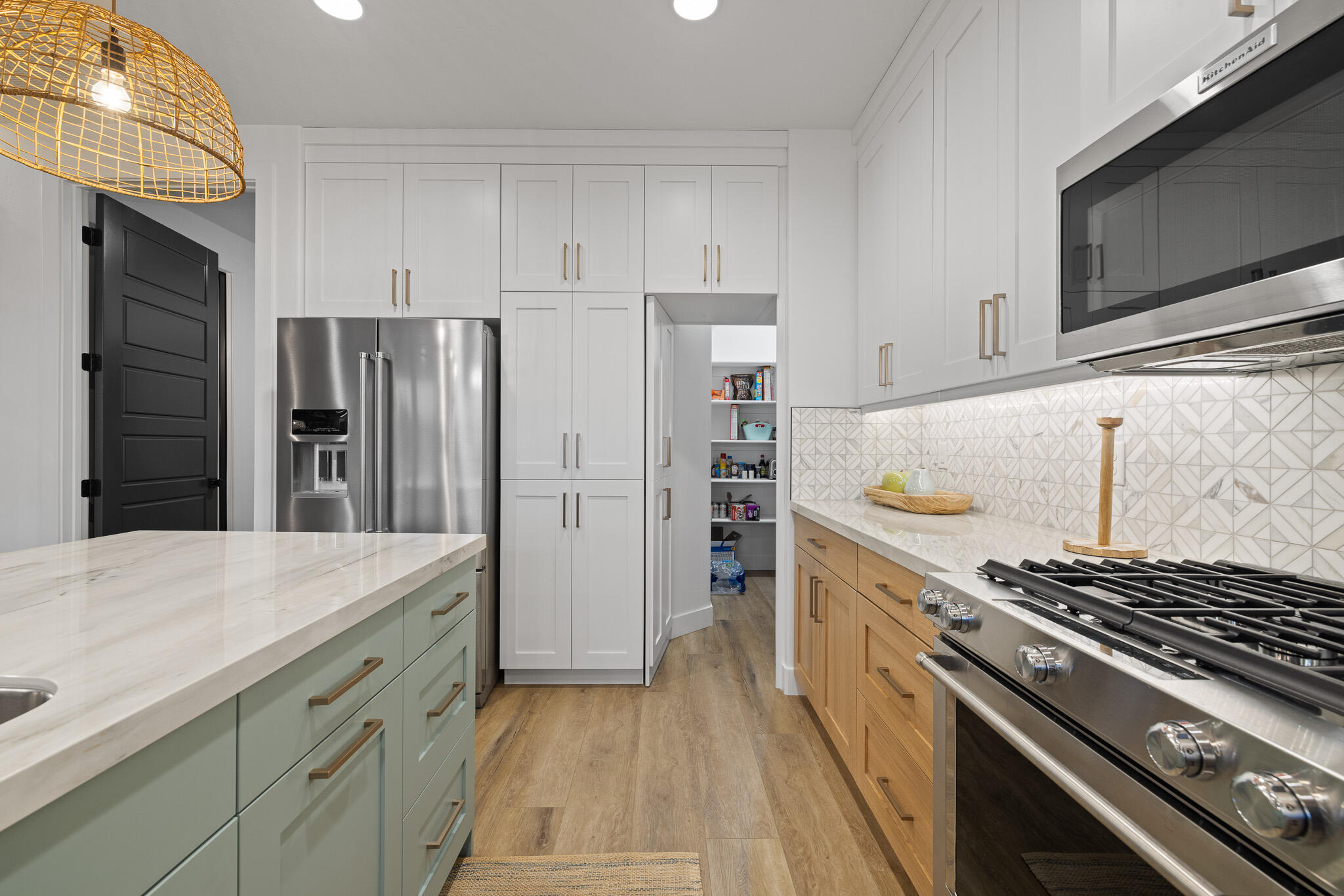 10 DIAGONAL CONDOS - Residential