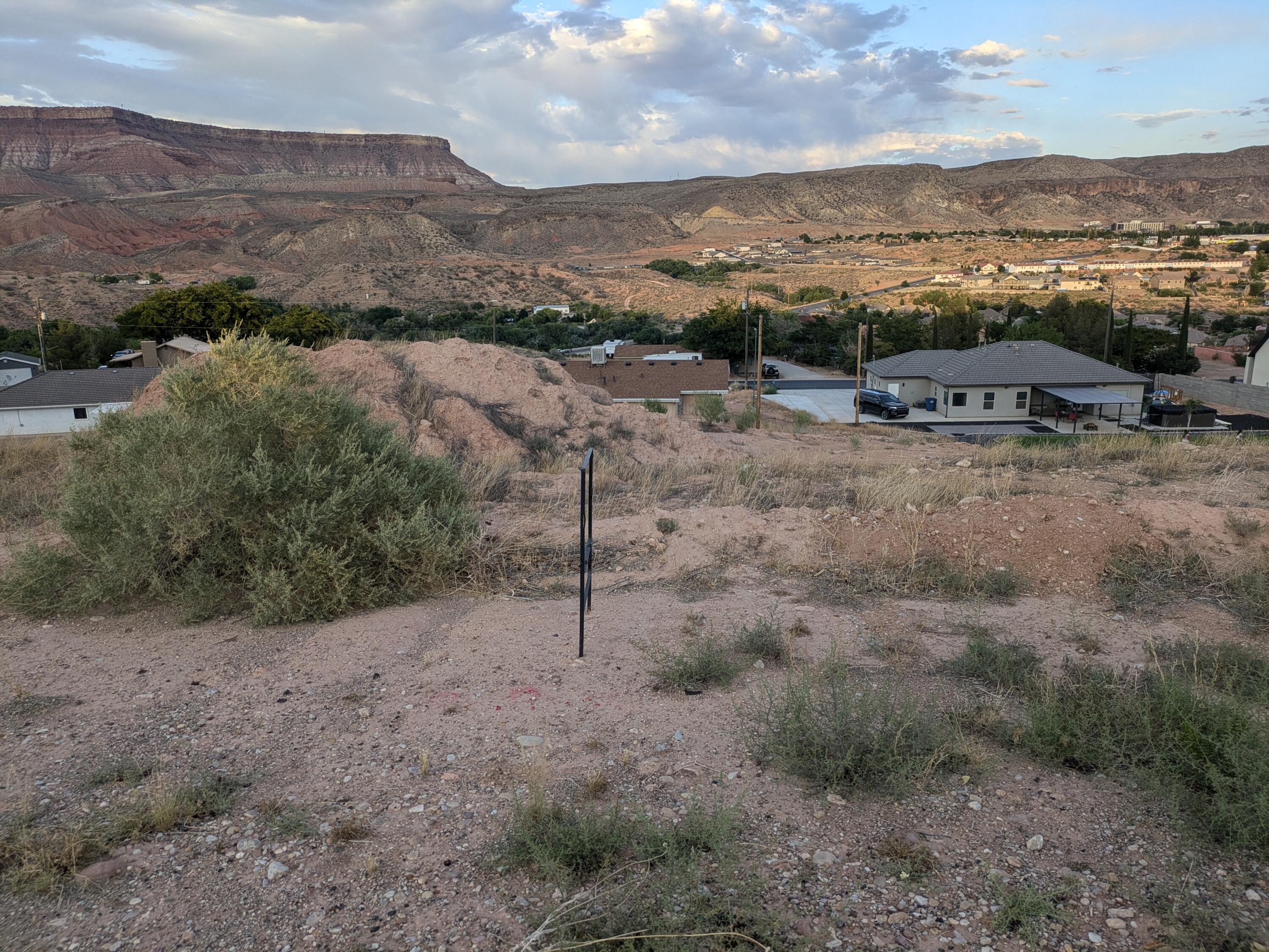 TOQUERVILLE ESTATES - Land