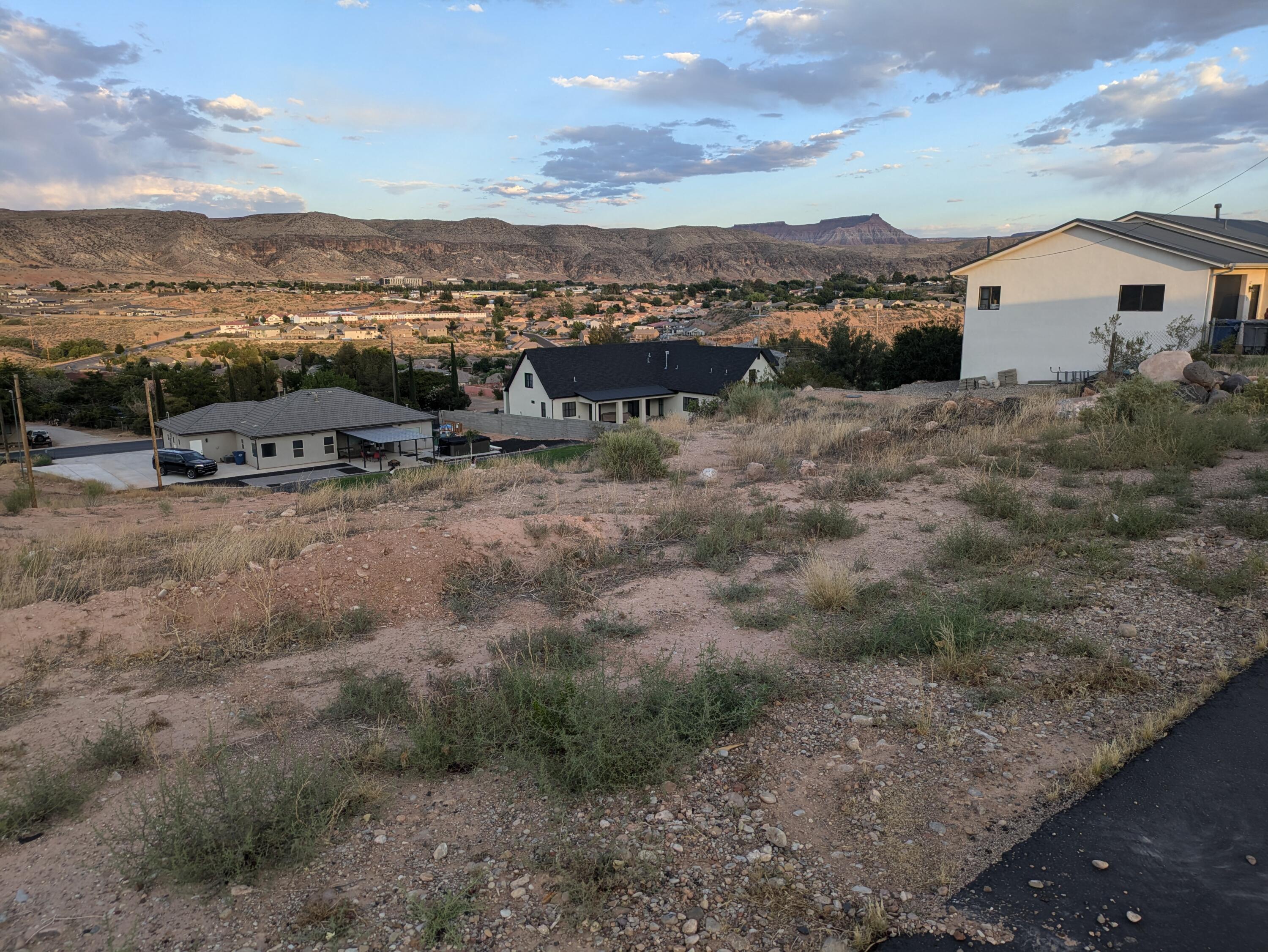 TOQUERVILLE ESTATES - Land