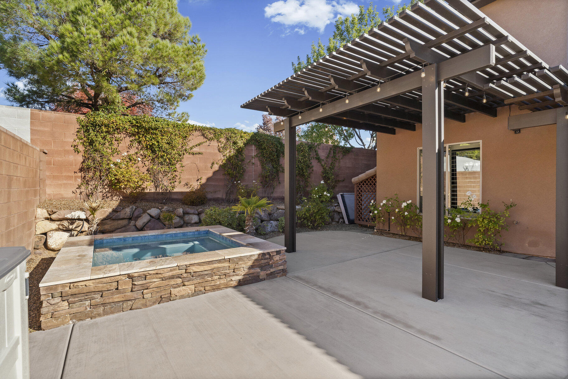 SOUTH RIM AT FOREMASTER RIDGE - Residential