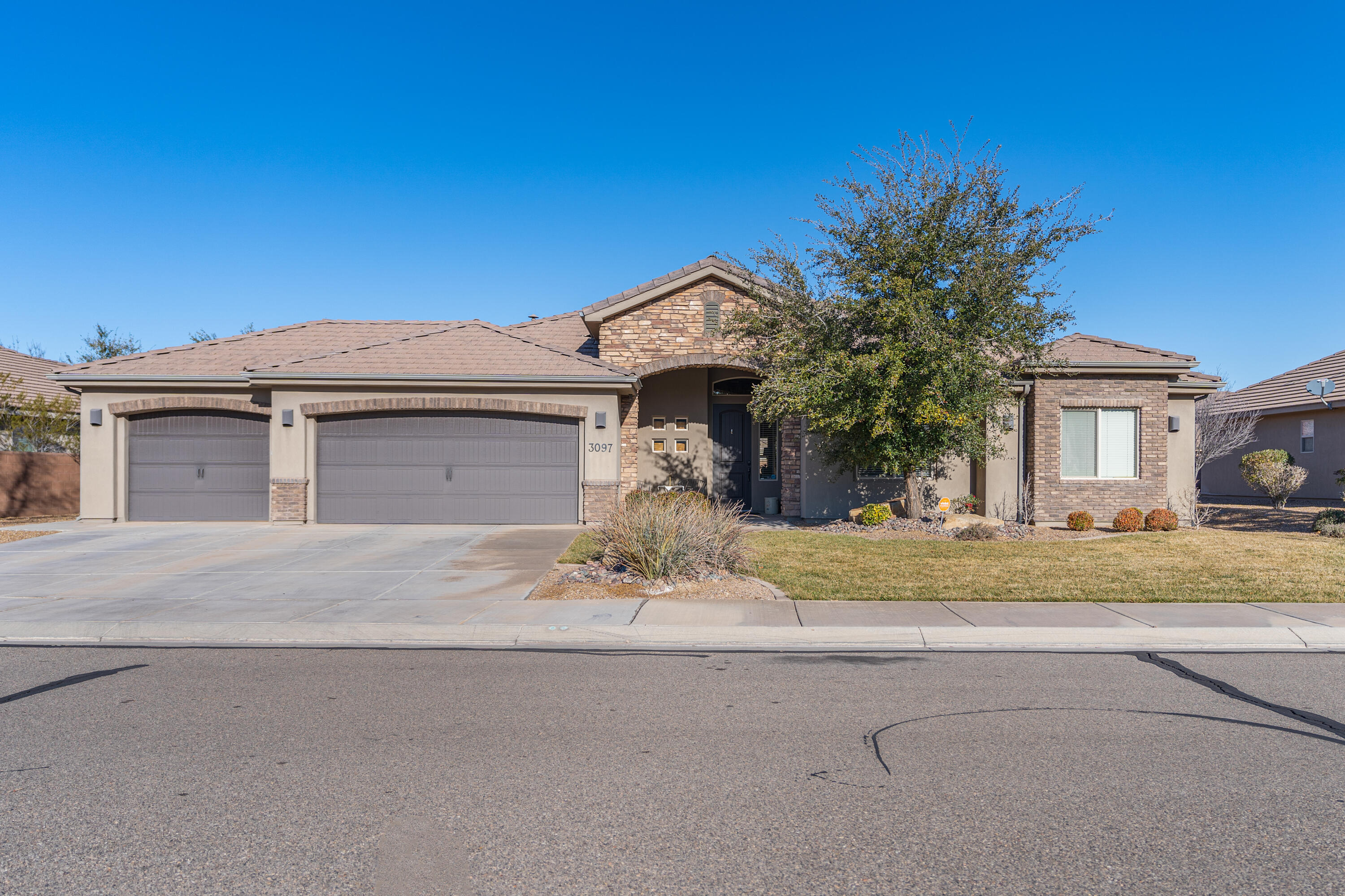 TUPELO ESTATES - Residential