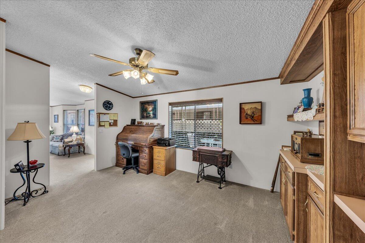 PARADISE PARK - Residential