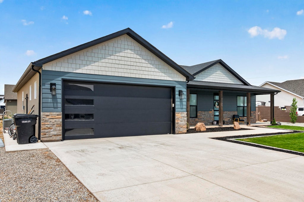 Photo of 4328 W 250 CIR N, Cedar City, UT 84720 (MLS # 26-275036)