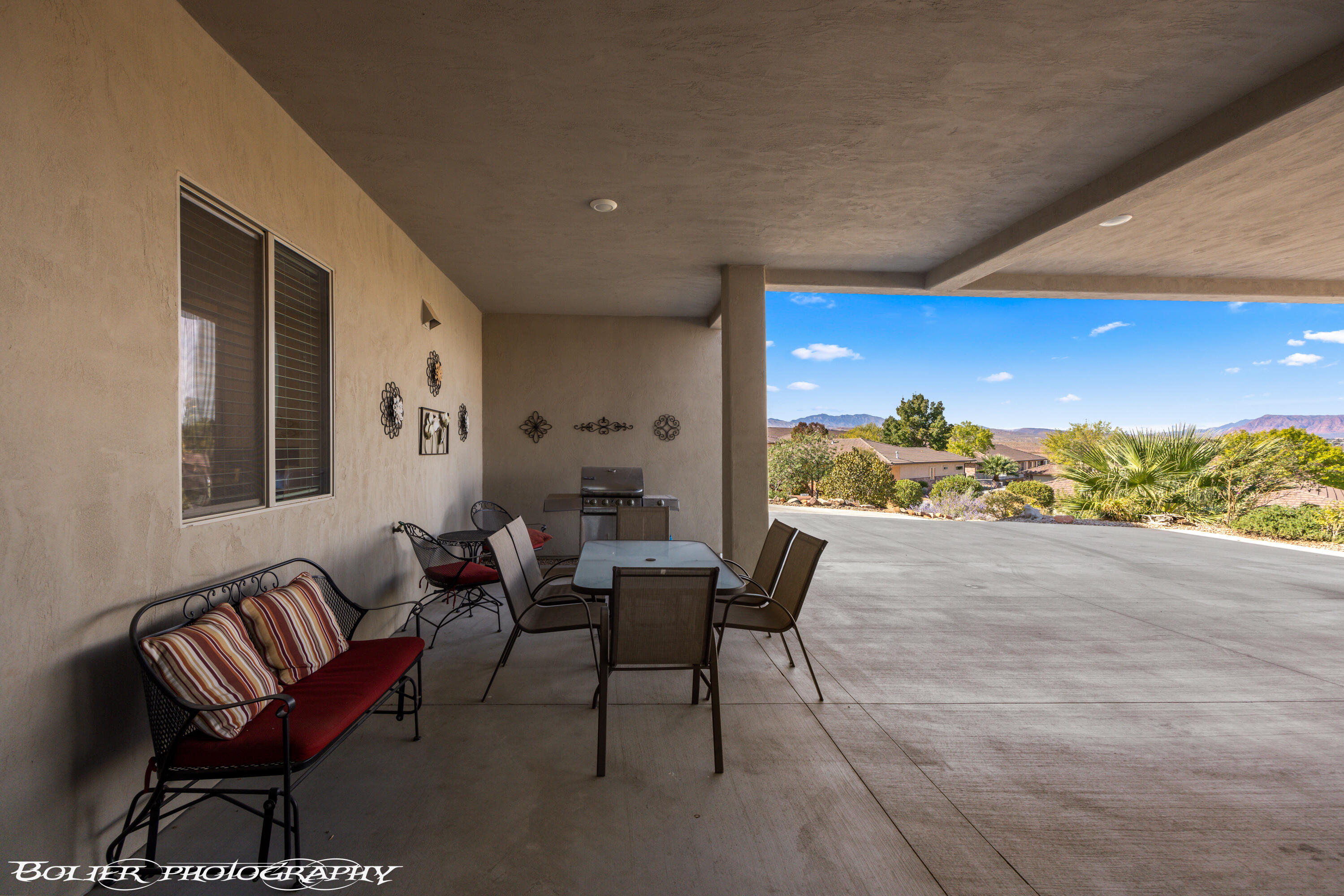 SOUTHGATE VIEWS - Residential