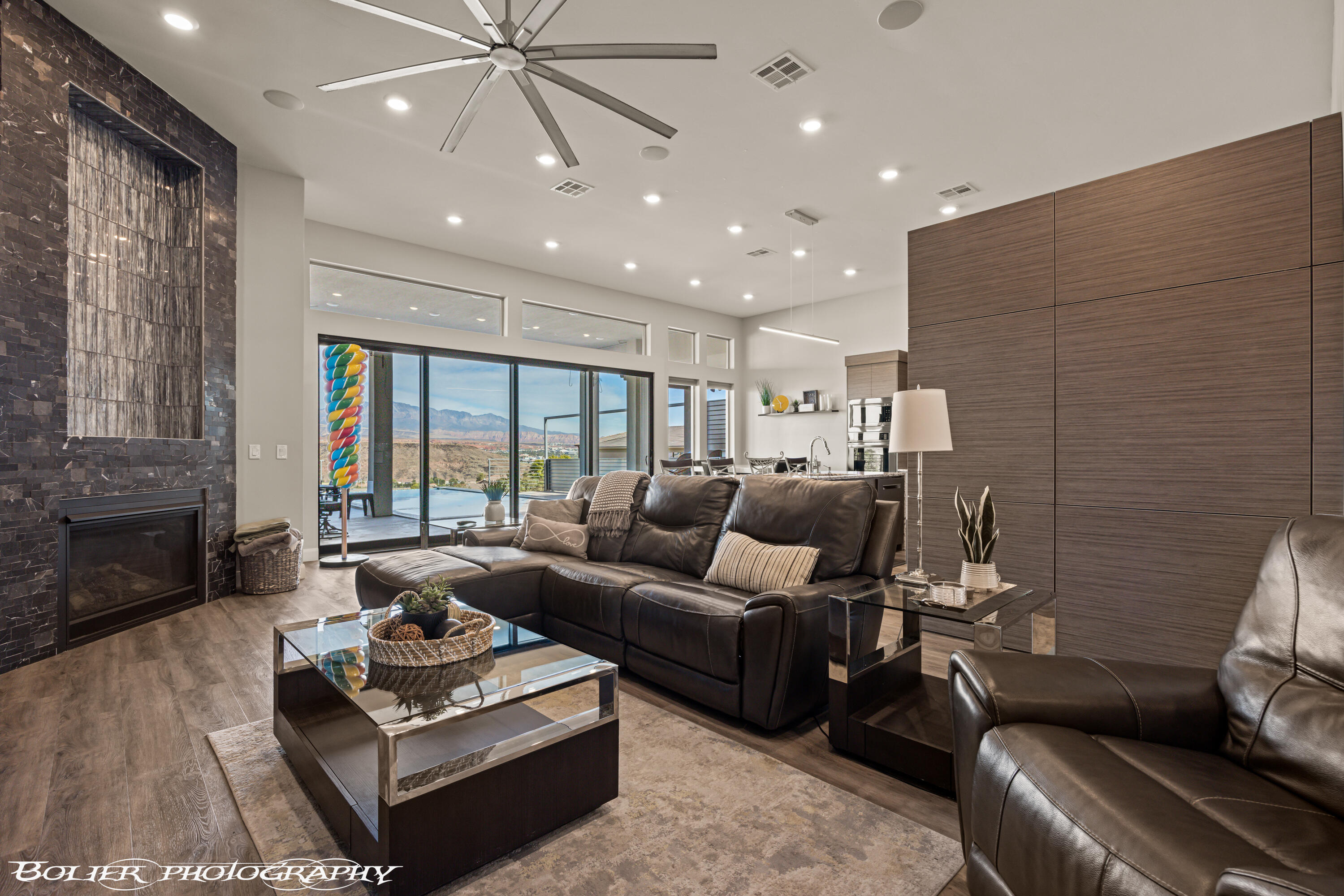 SOUTHGATE VIEWS - Residential