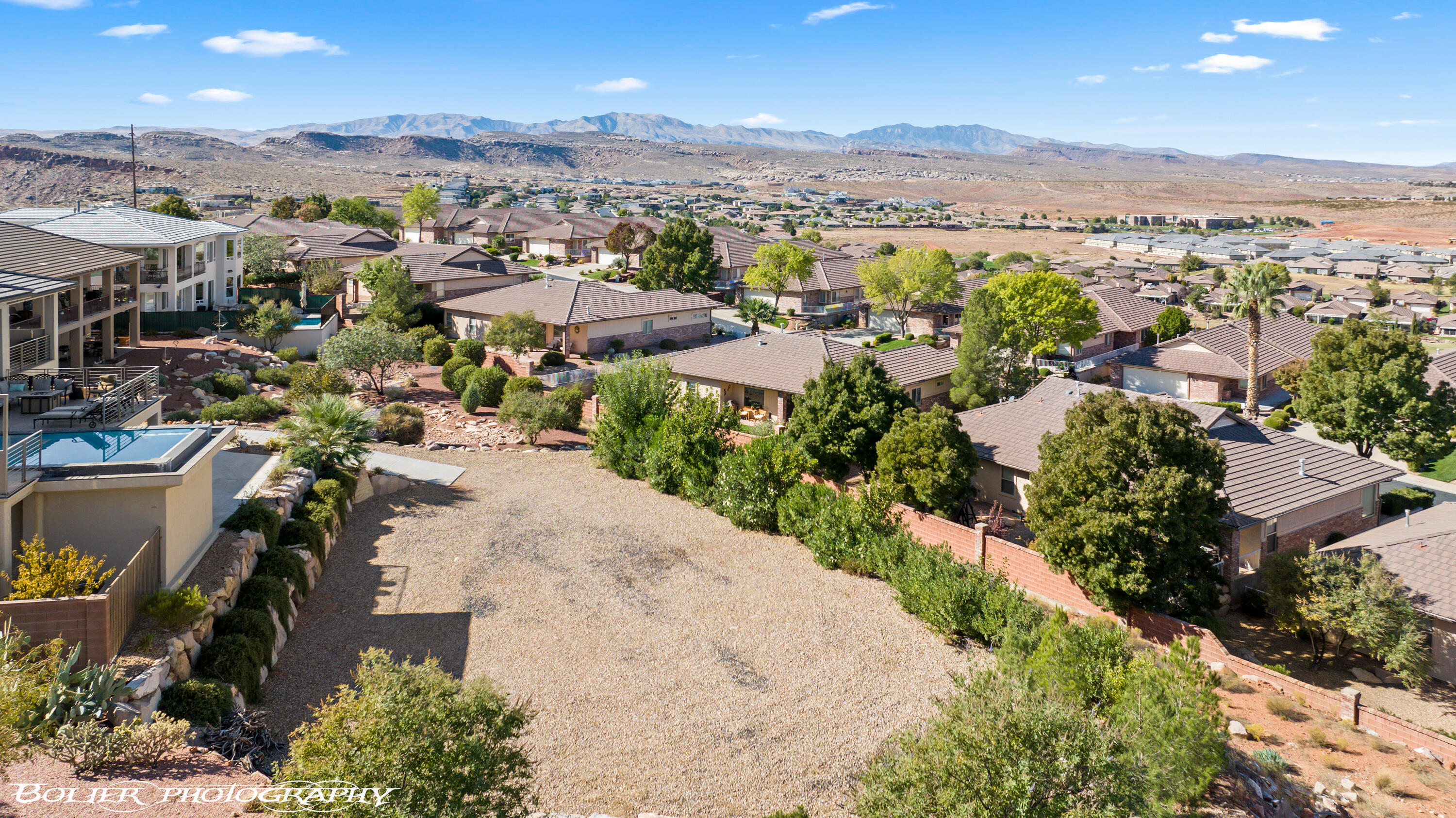 SOUTHGATE VIEWS - Residential