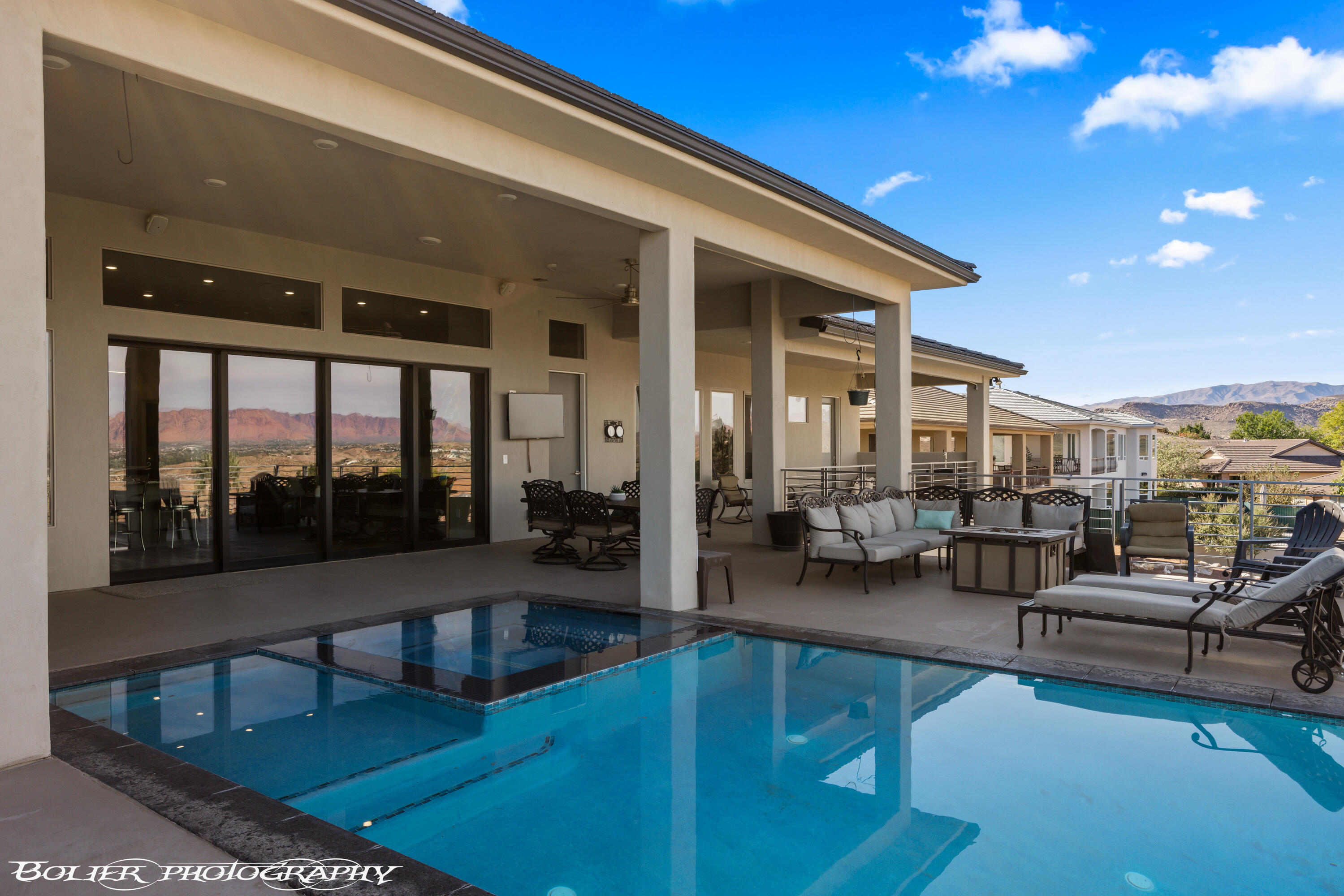 SOUTHGATE VIEWS - Residential