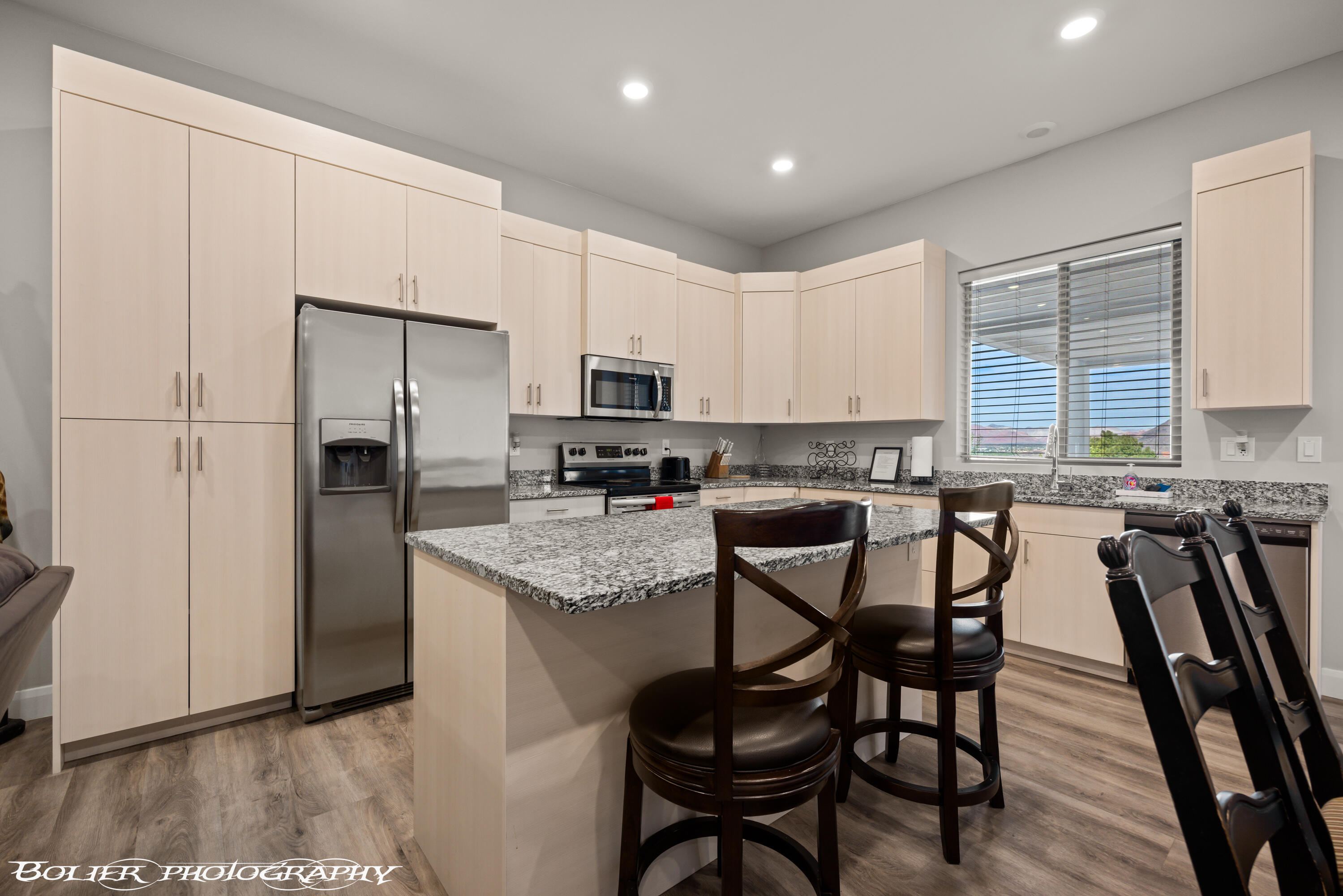 SOUTHGATE VIEWS - Residential