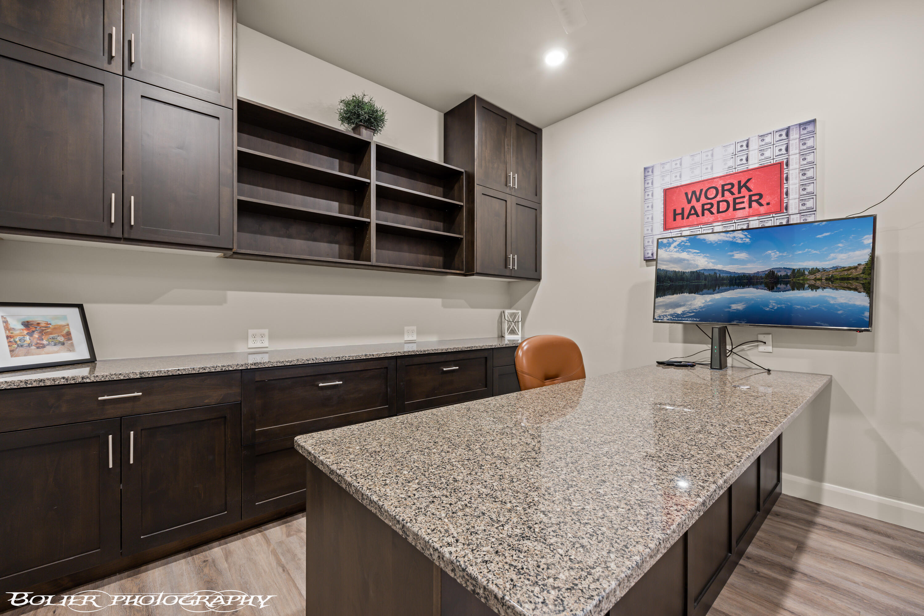 SOUTHGATE VIEWS - Residential