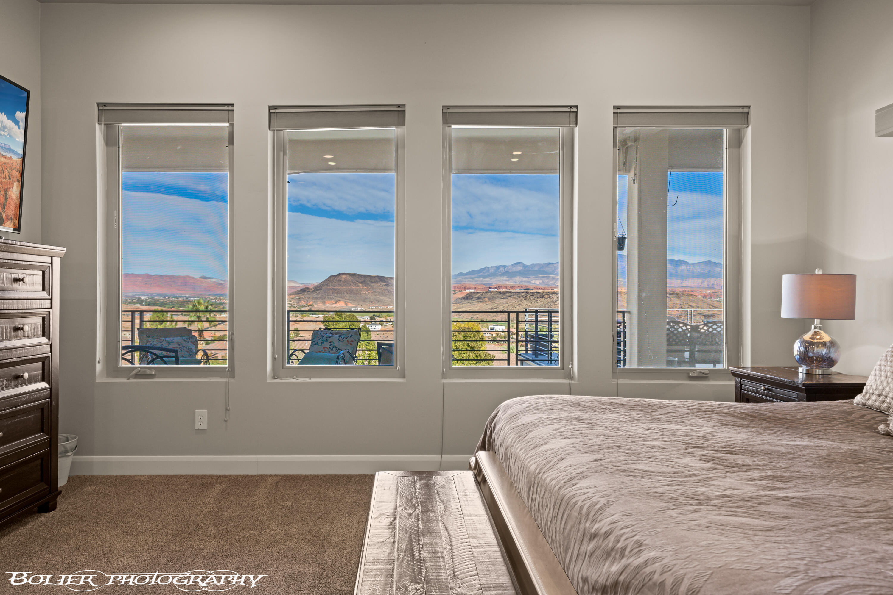 SOUTHGATE VIEWS - Residential