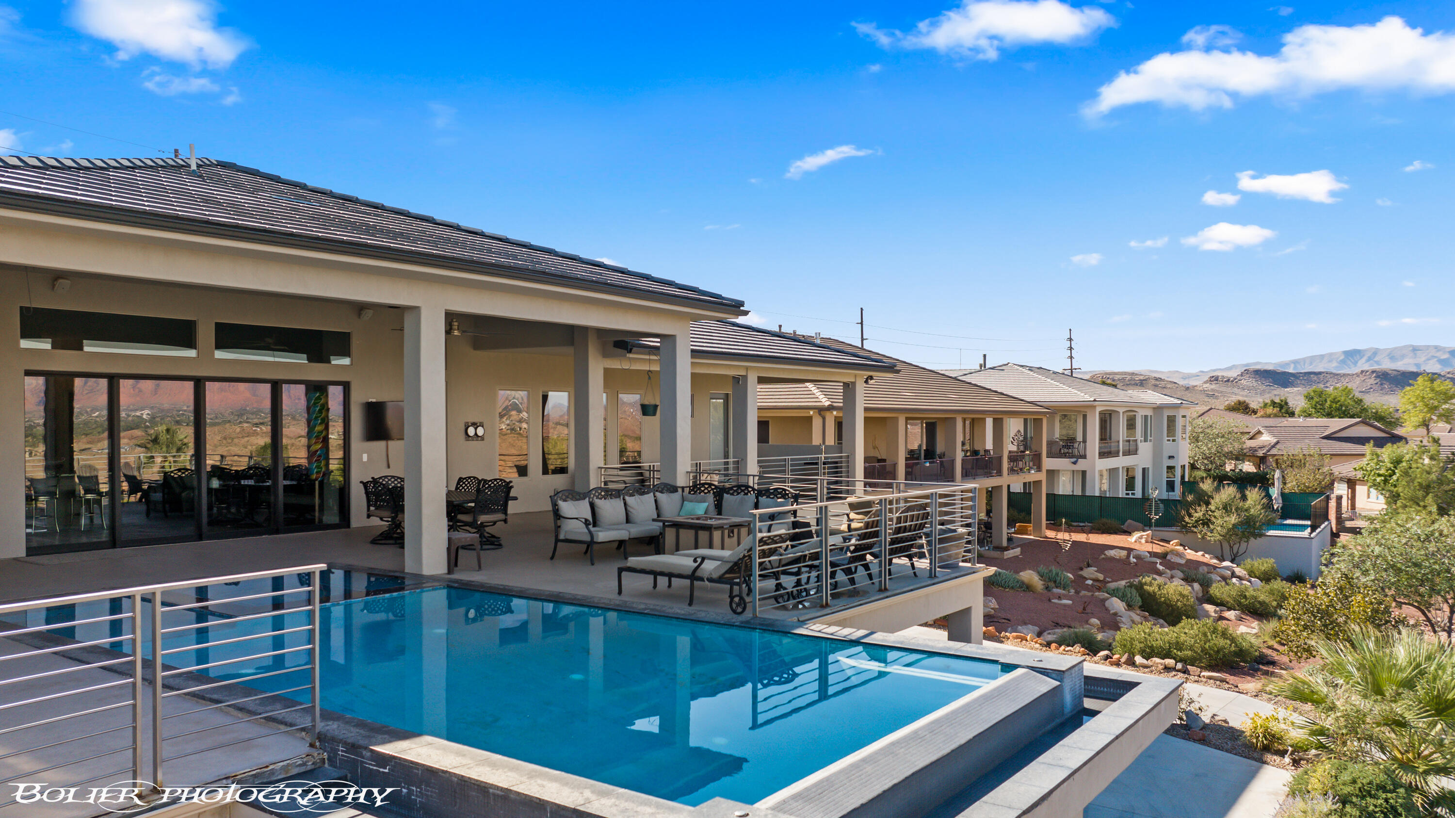 SOUTHGATE VIEWS - Residential