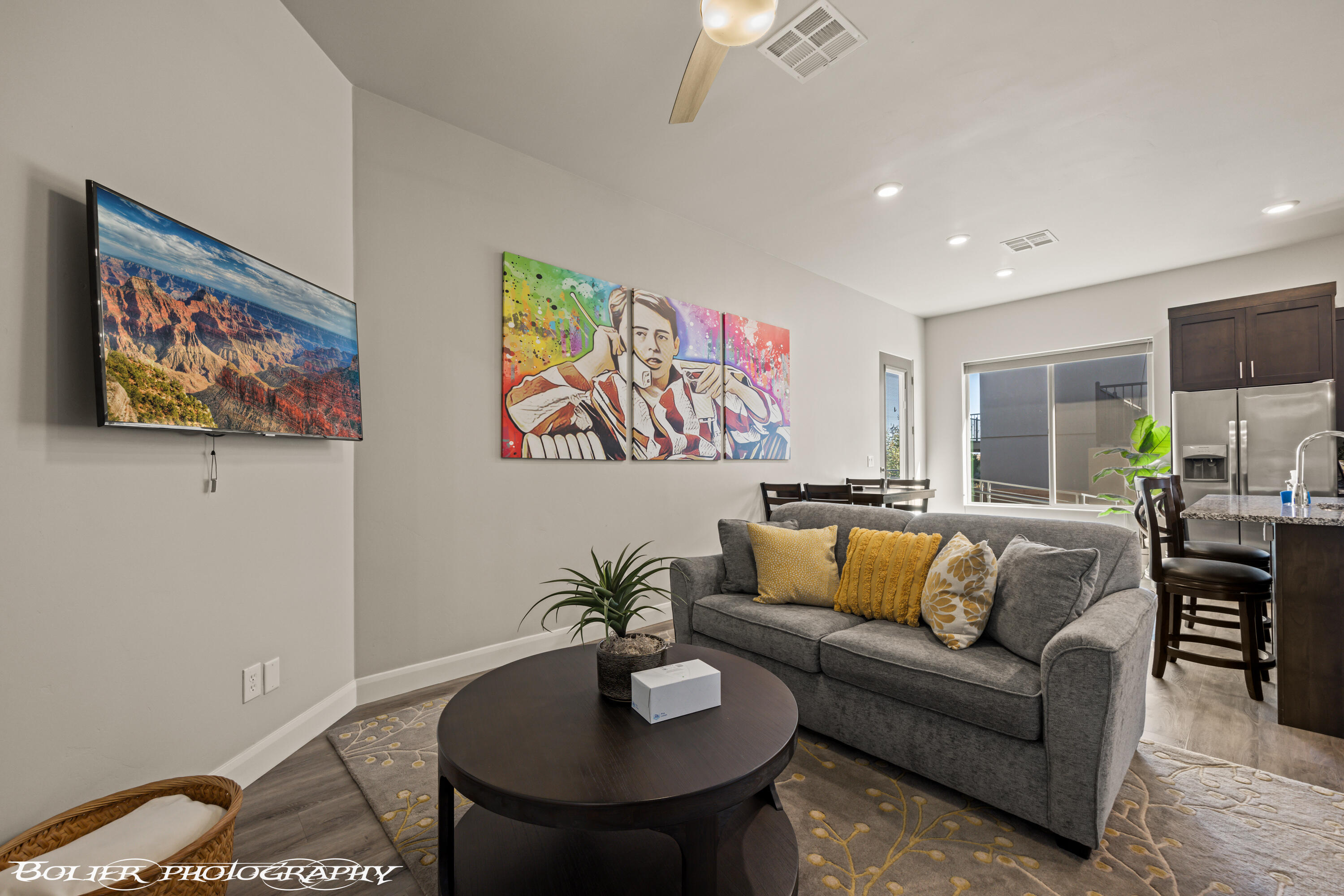 SOUTHGATE VIEWS - Residential