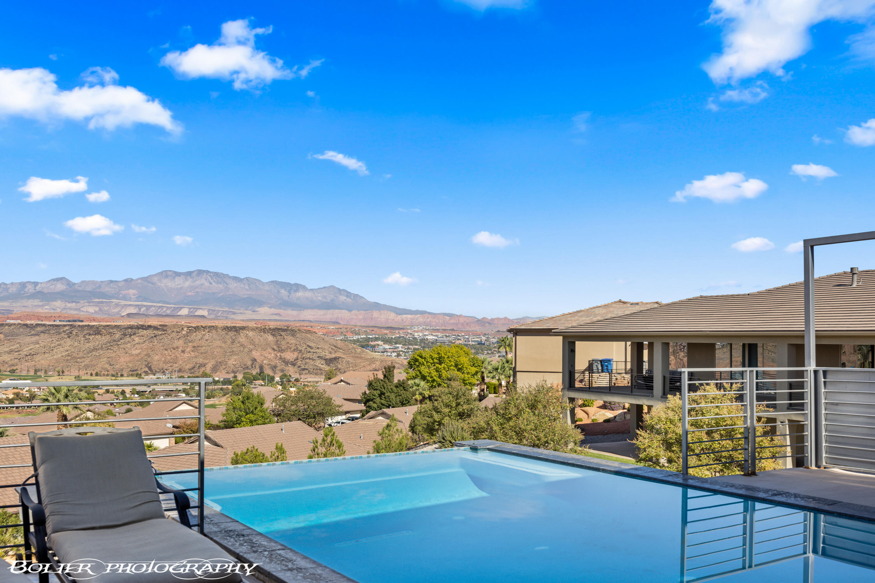 SOUTHGATE VIEWS - Residential