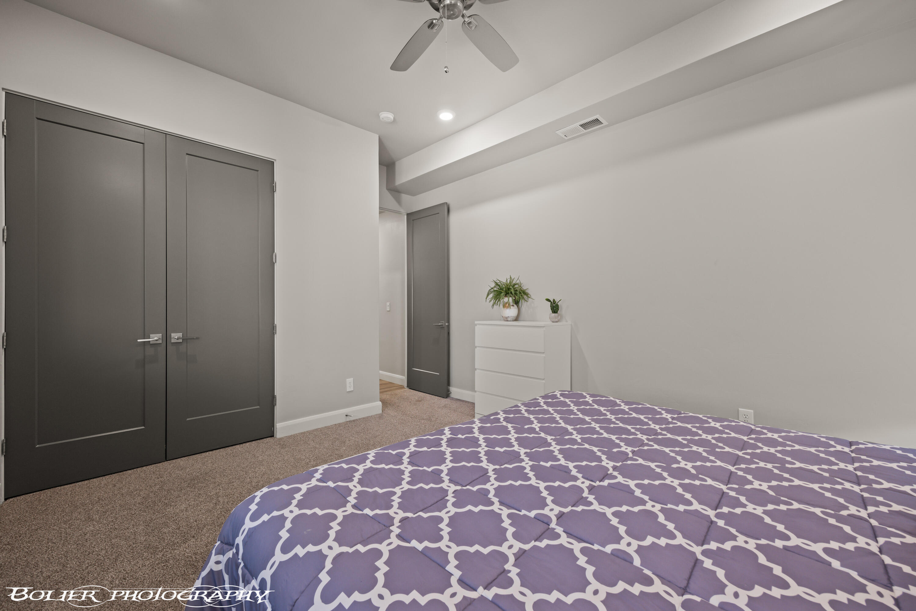 SOUTHGATE VIEWS - Residential