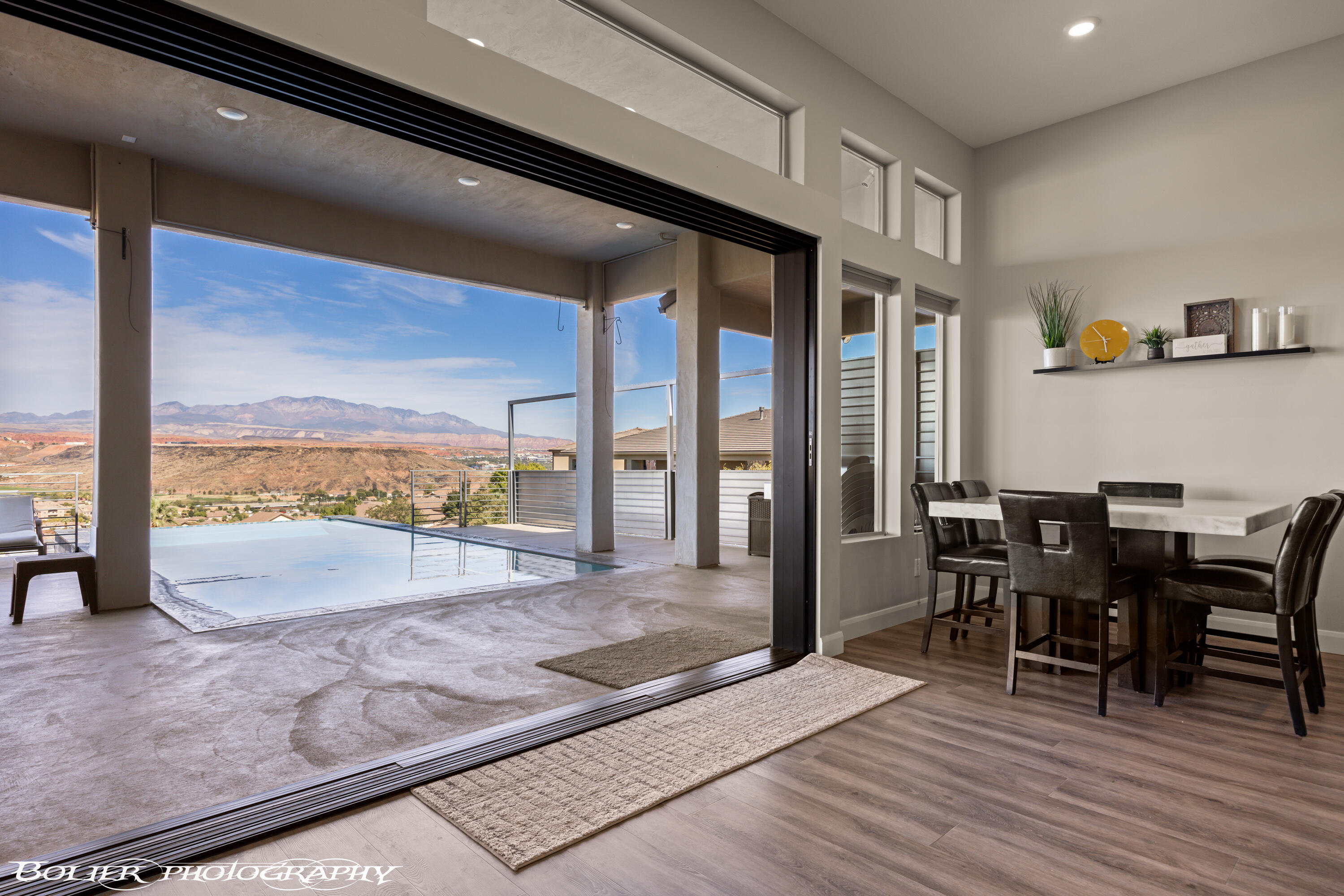 SOUTHGATE VIEWS - Residential