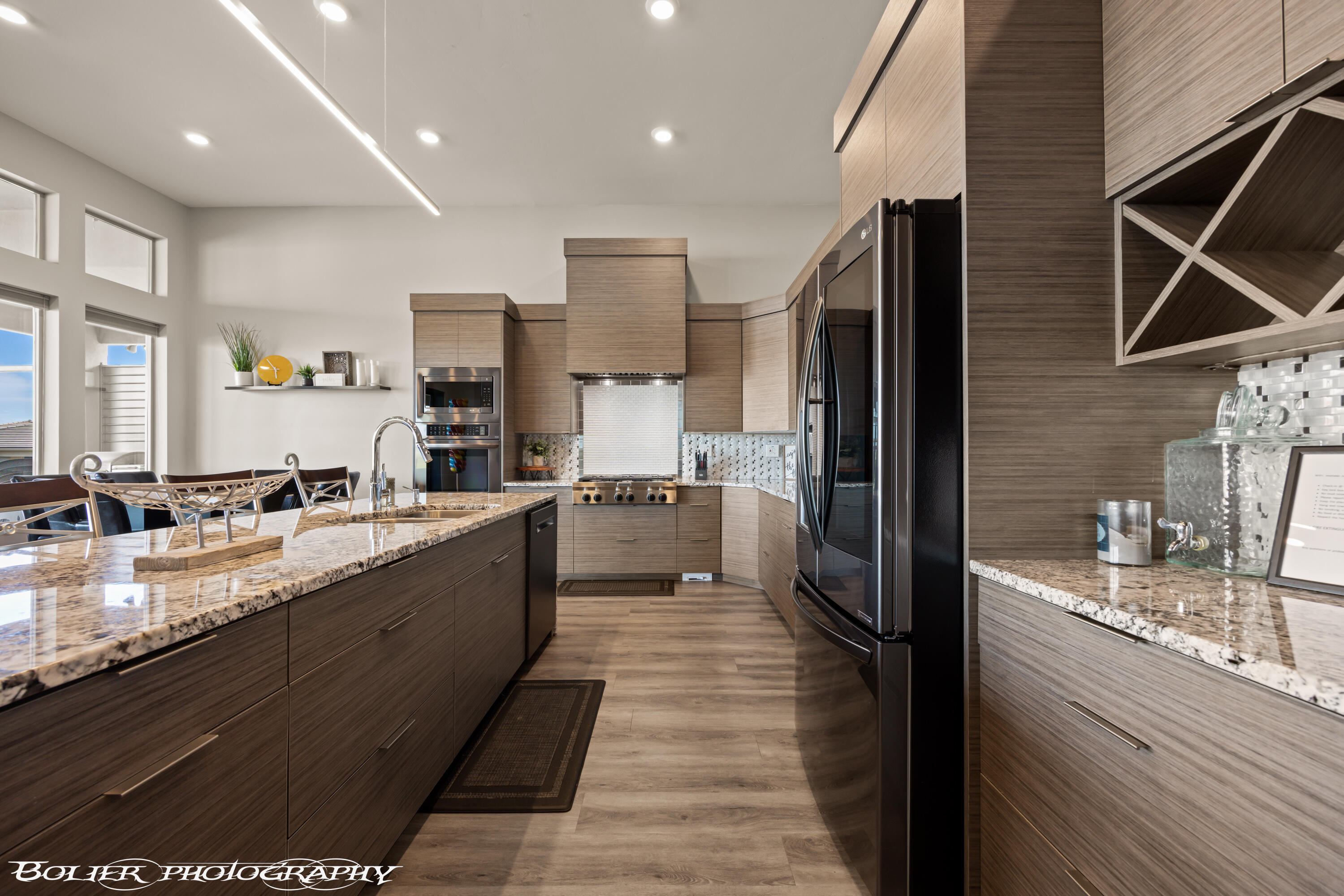 SOUTHGATE VIEWS - Residential