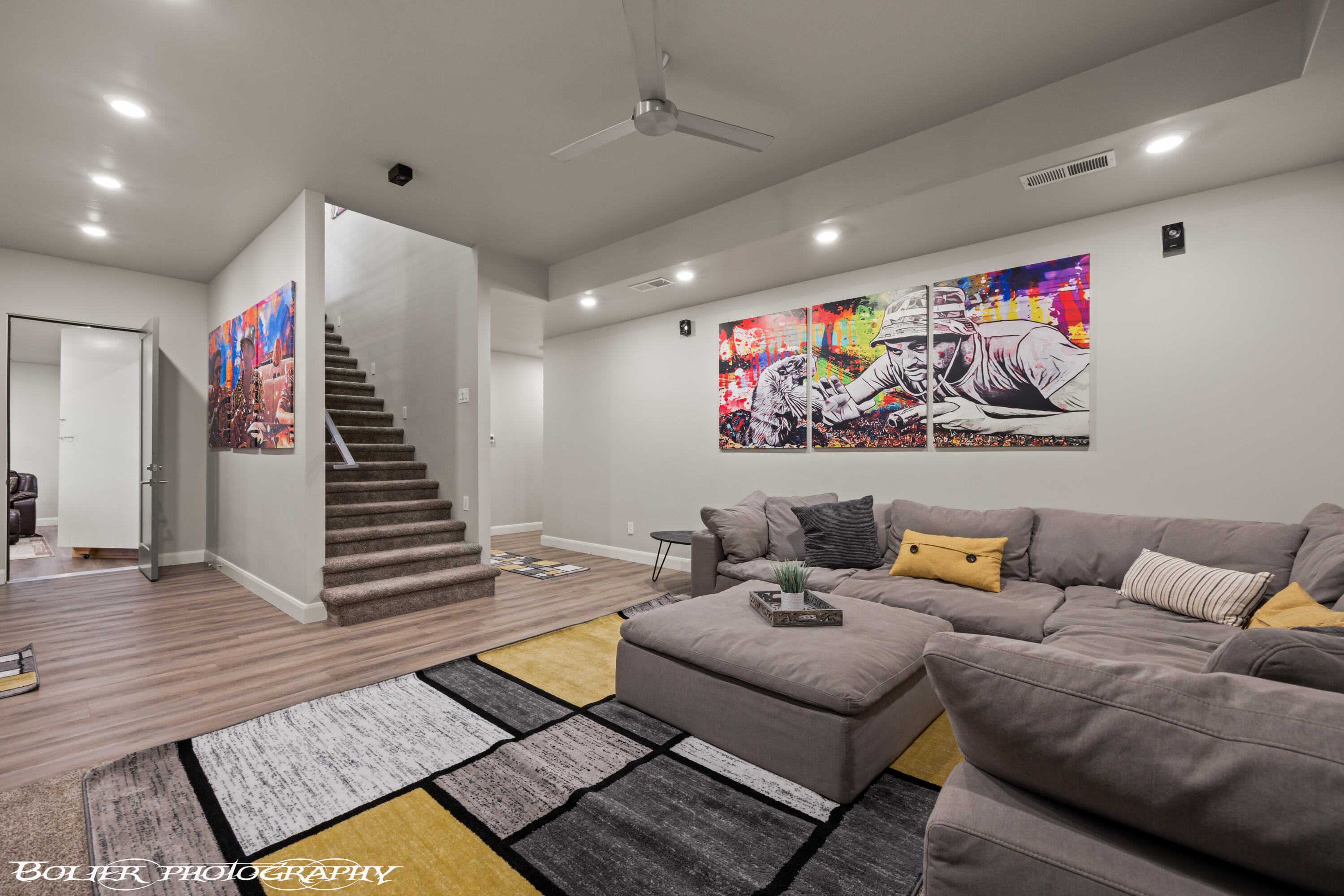 SOUTHGATE VIEWS - Residential