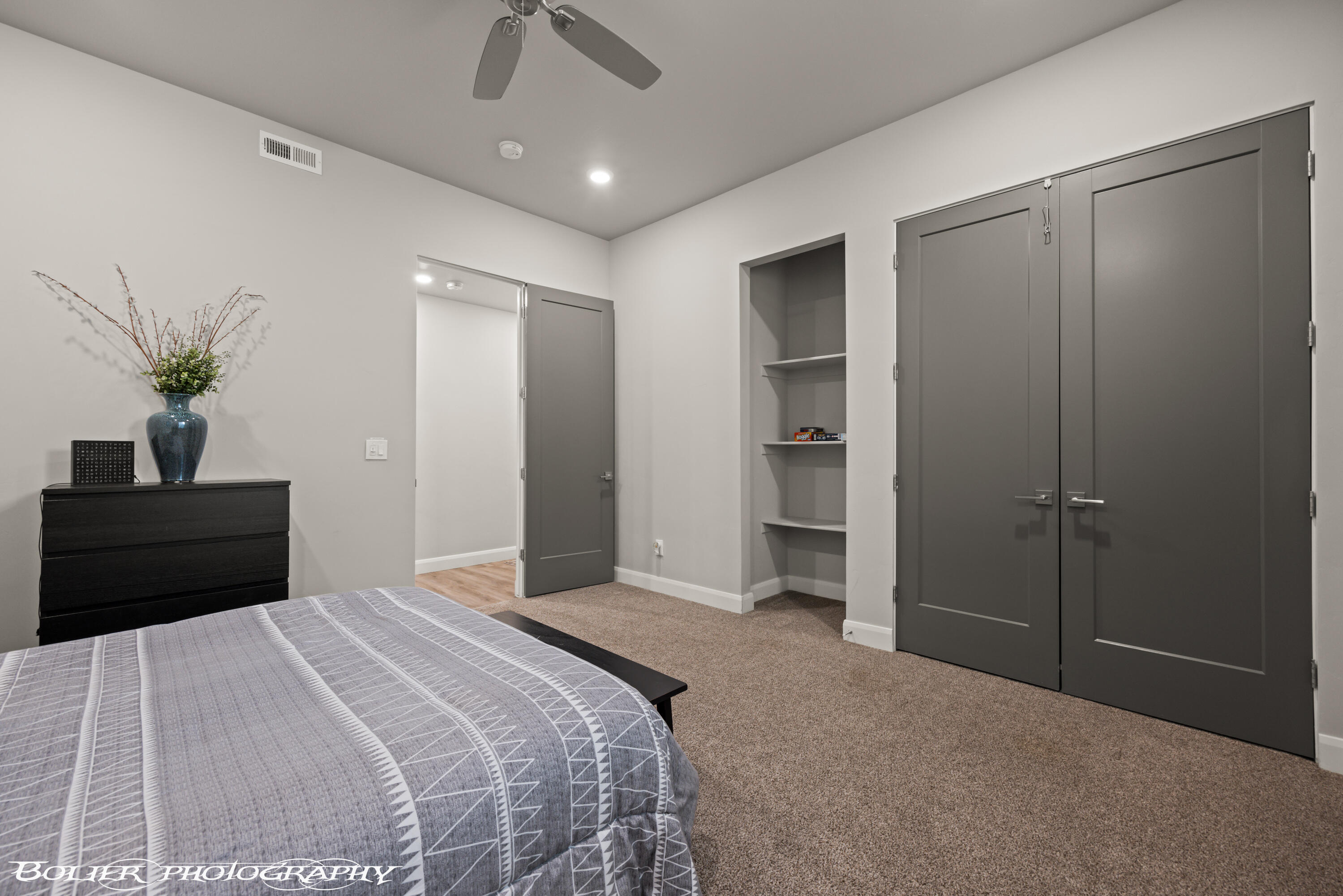 SOUTHGATE VIEWS - Residential