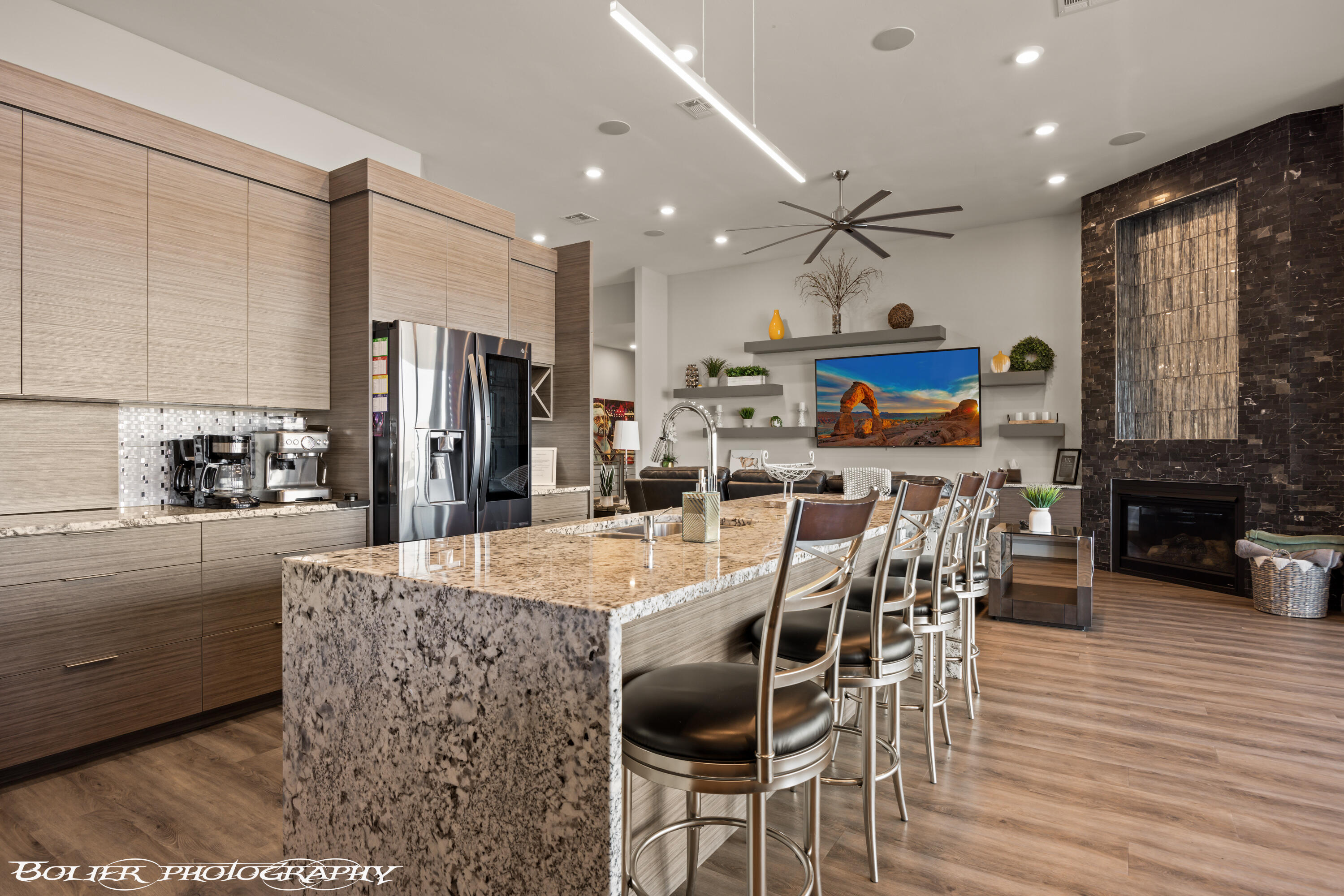 SOUTHGATE VIEWS - Residential