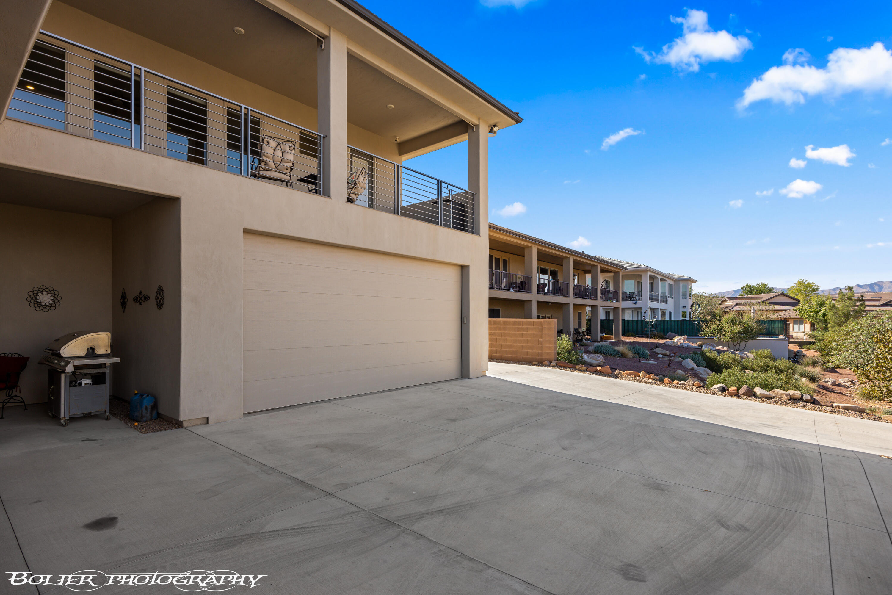 SOUTHGATE VIEWS - Residential