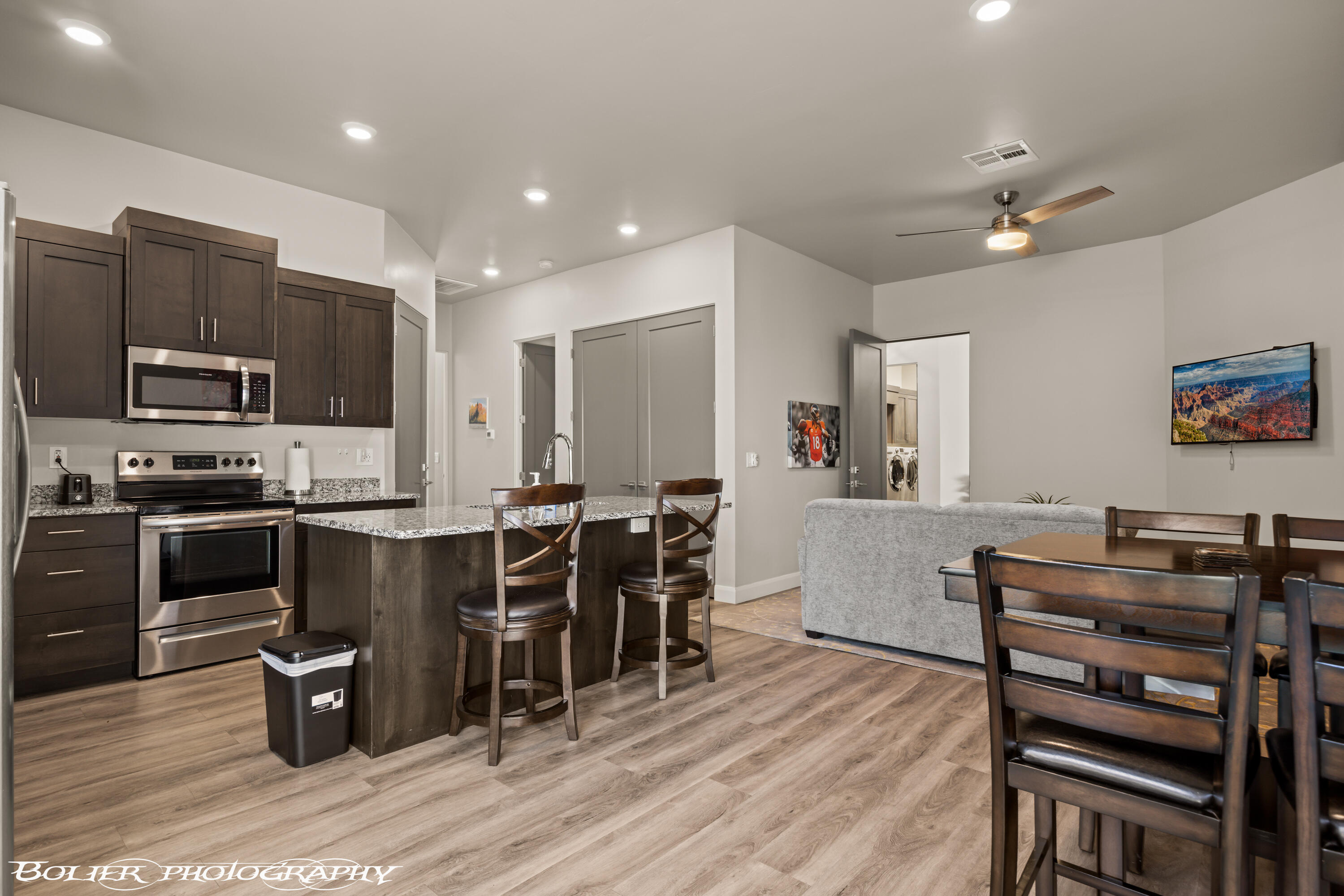 SOUTHGATE VIEWS - Residential