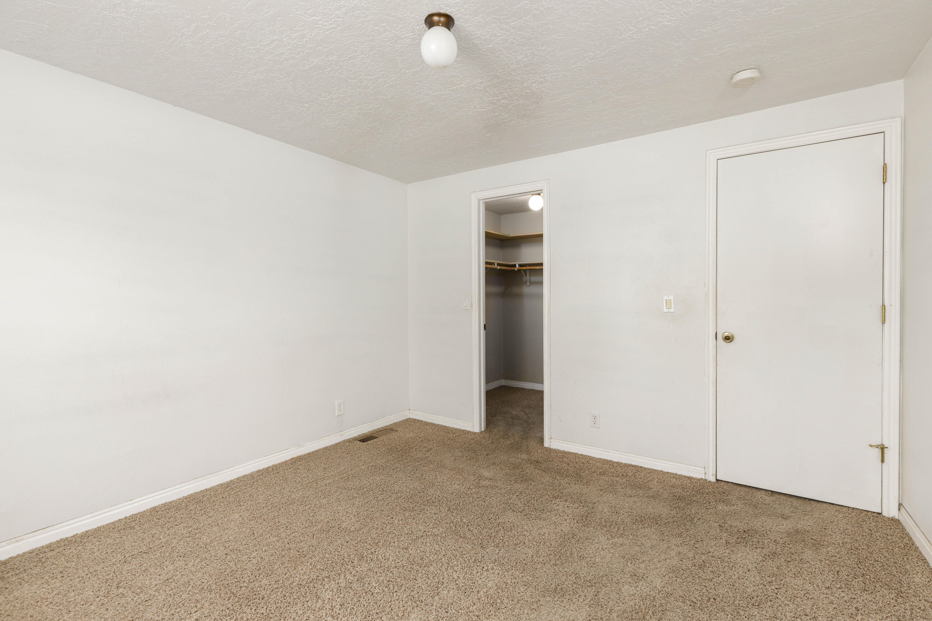 SPRINGTREE GARDENS CONDOS - Residential