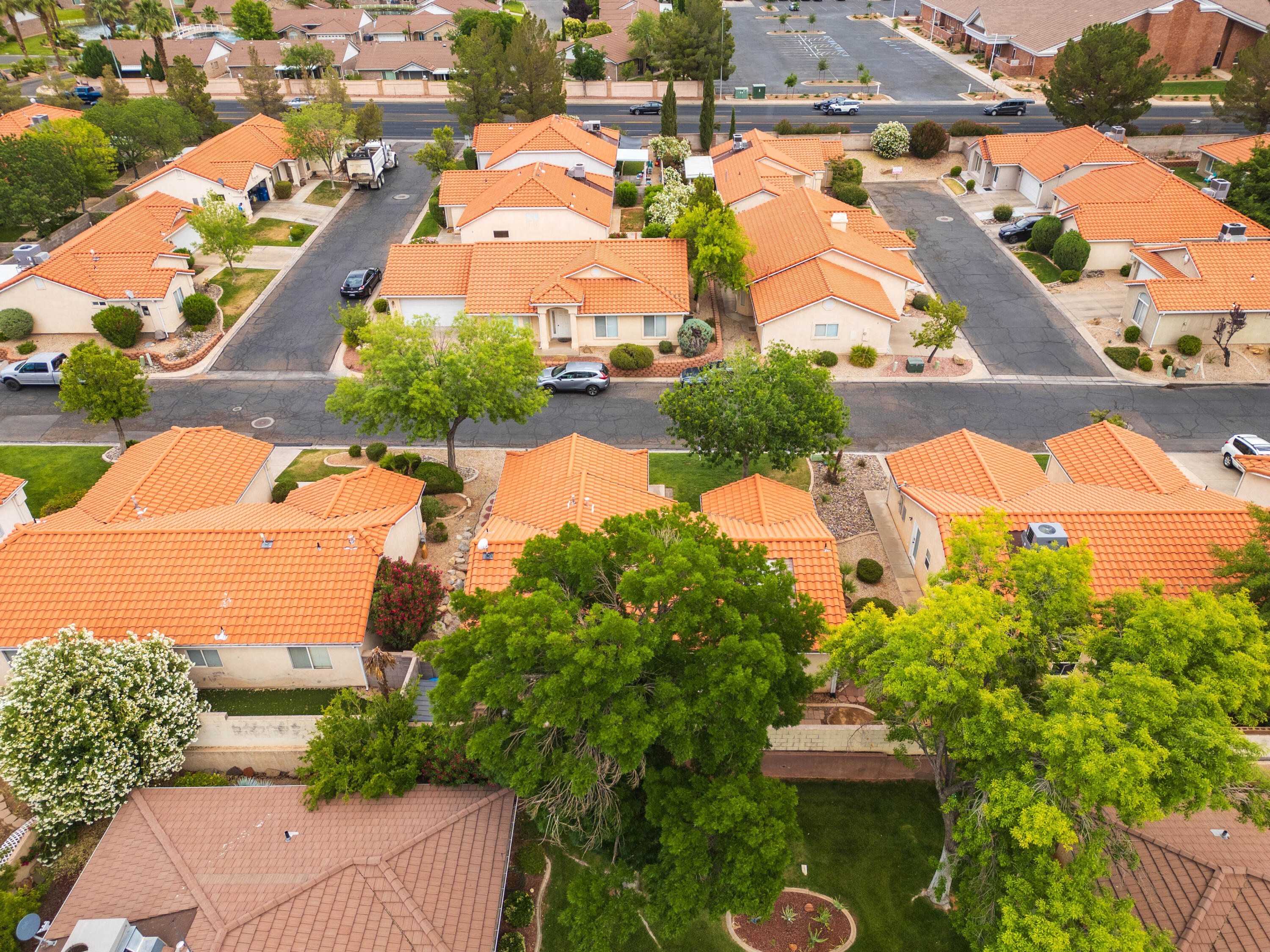 RIVER BREEZE TOWNHOMES - Residential