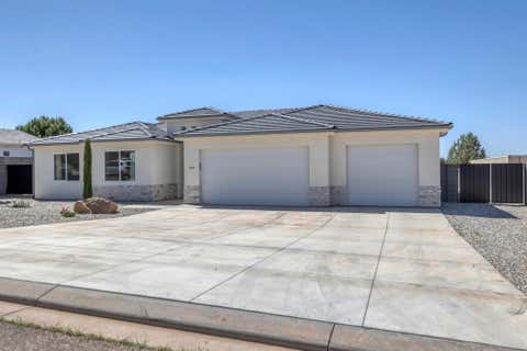 Tiny photo for 1184 E Big Pinion LN, Apple Valley, UT 84737 (MLS # 26-274928)