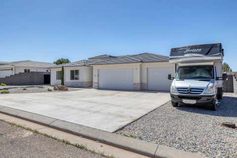 Tiny photo for 1184 E Big Pinion LN, Apple Valley, UT 84737 (MLS # 26-274928)
