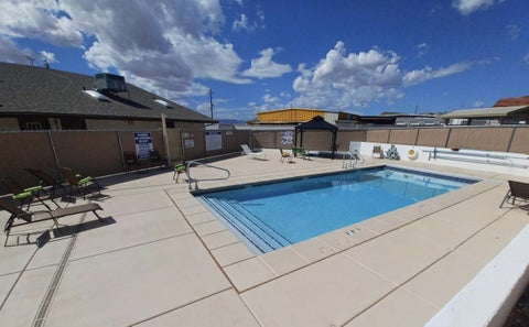 Tiny photo for 1150 W Red Hills Parkway #37, Washington, UT 84780 (MLS # 26-276940)